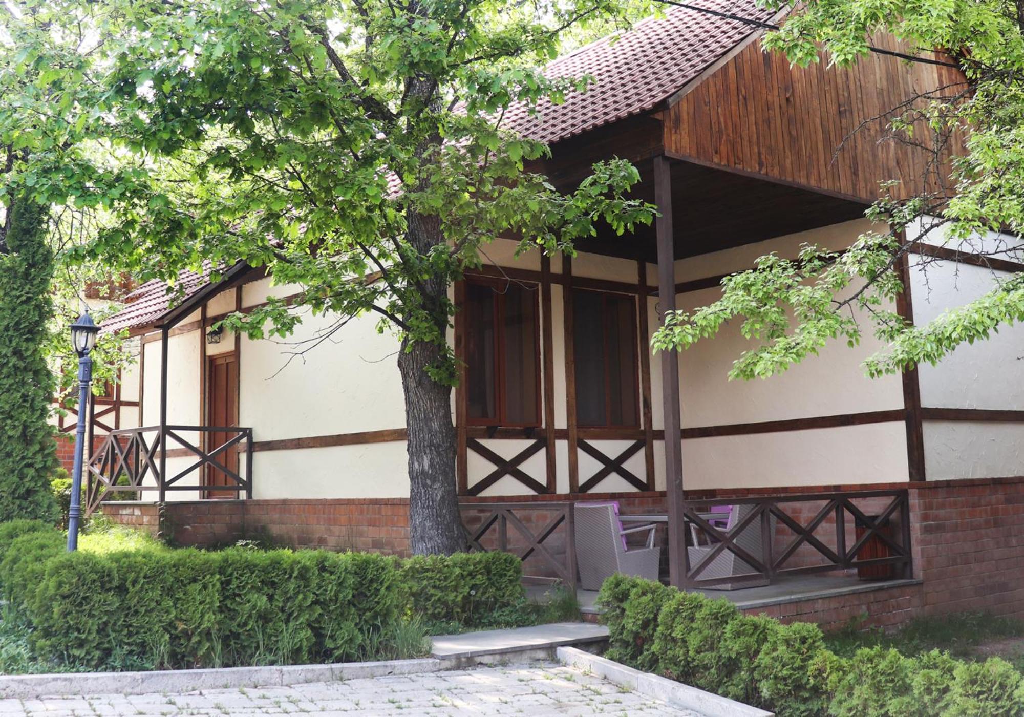Two-Bedroom Cottage photo 1
