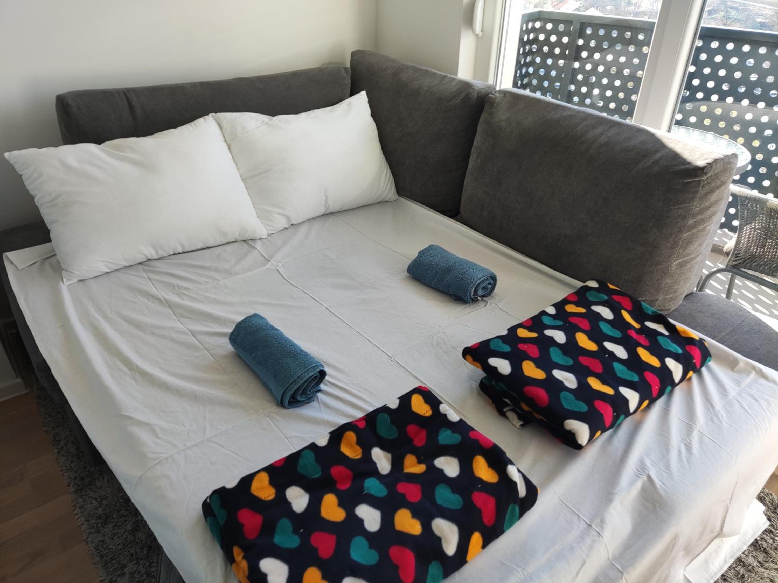 One-Bedroom Apartment photo 2