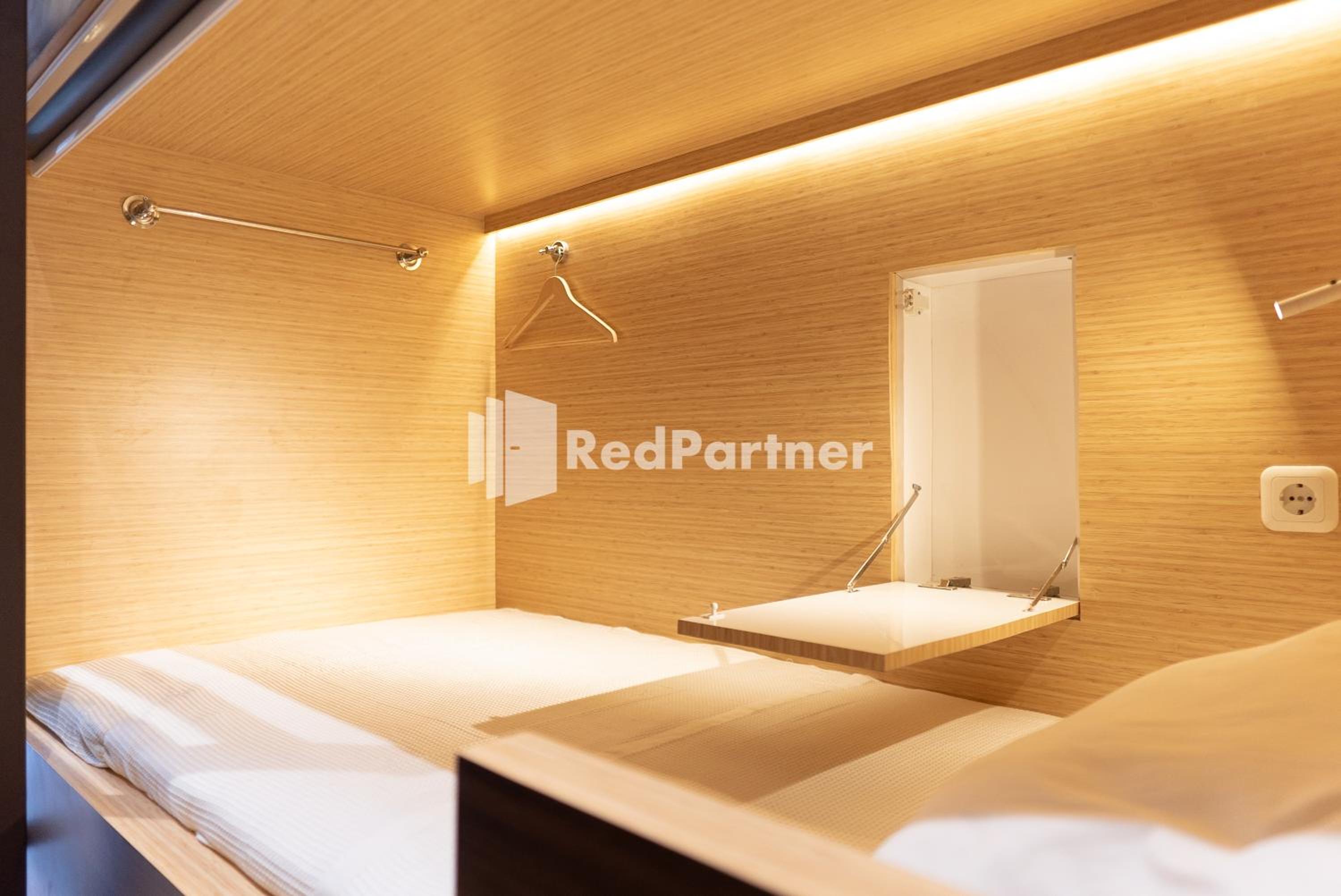 Economy Single Room