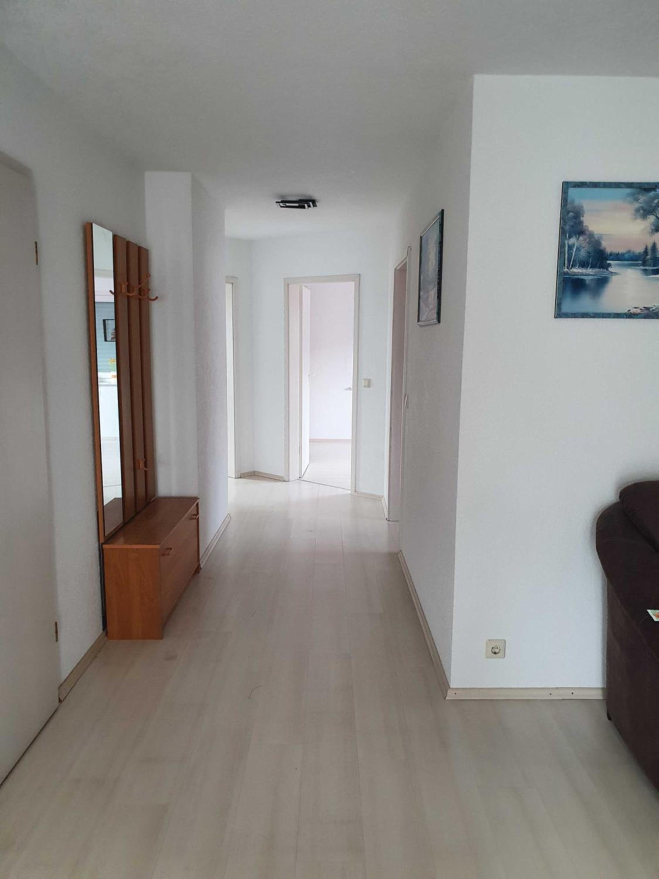 Three-Bedroom Apartment with Balcony photo 3