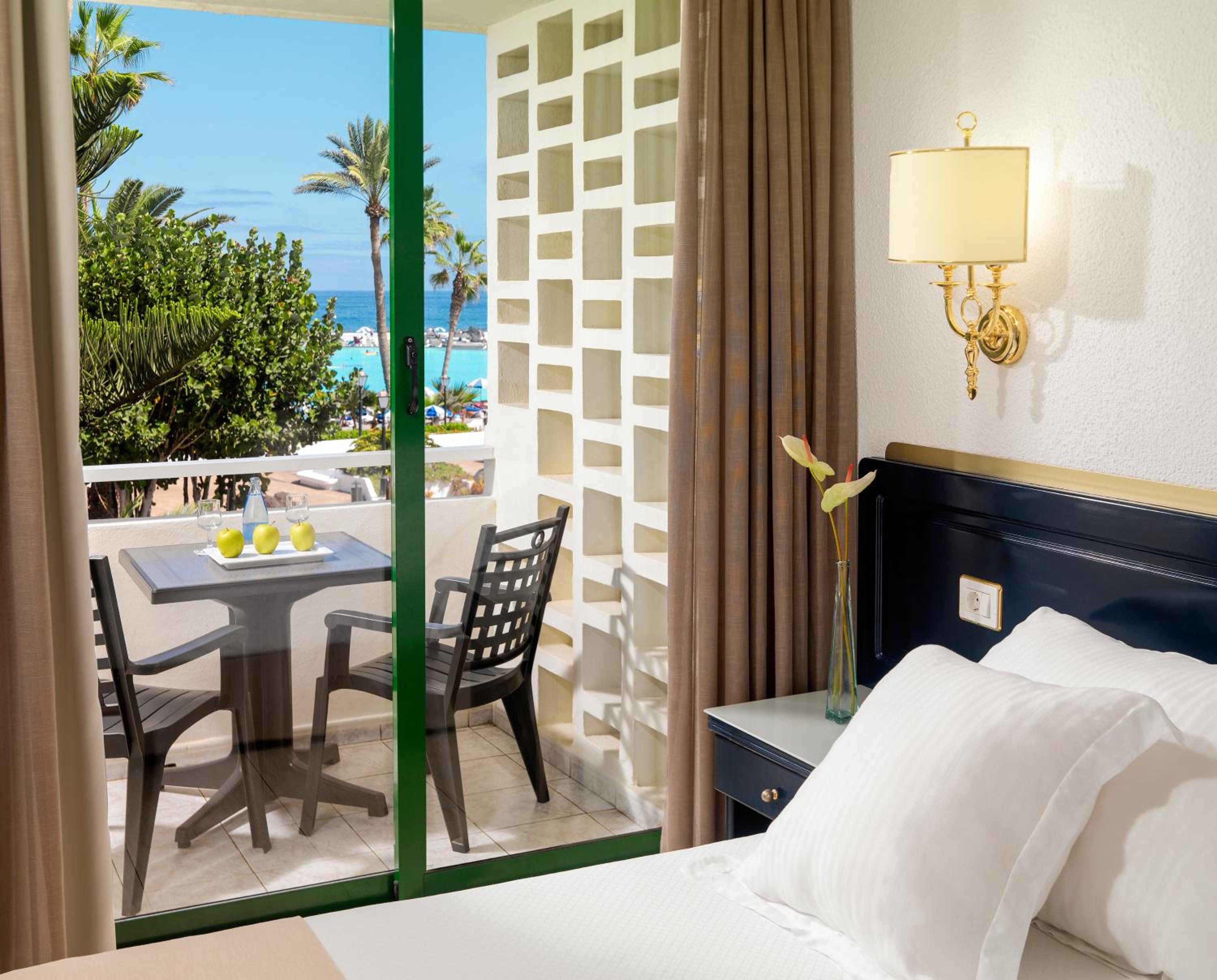 Standard Double or Twin Room with Sea View (2 Adults + 1 Child)