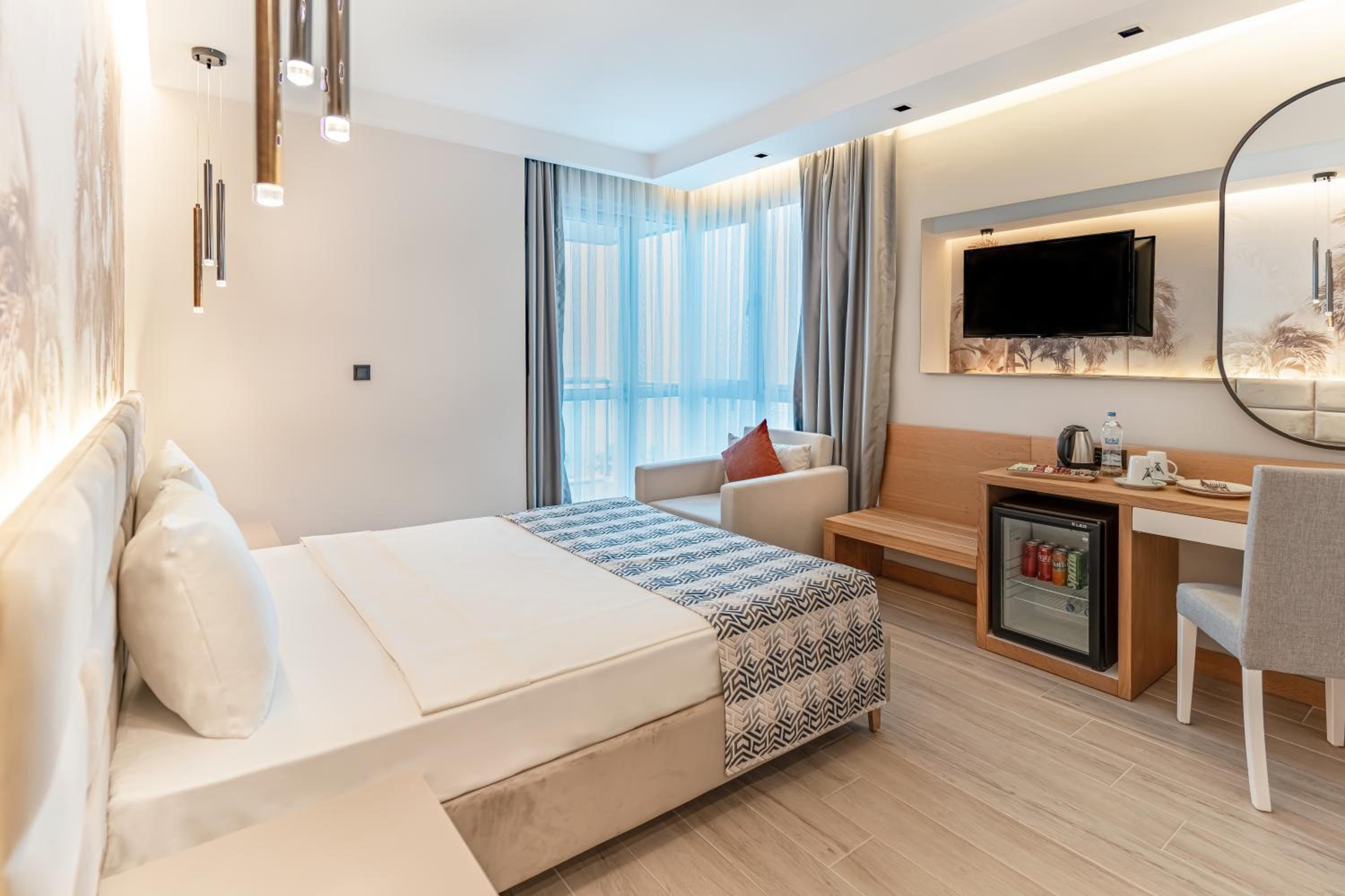 Double Room with Balcony and Sea View