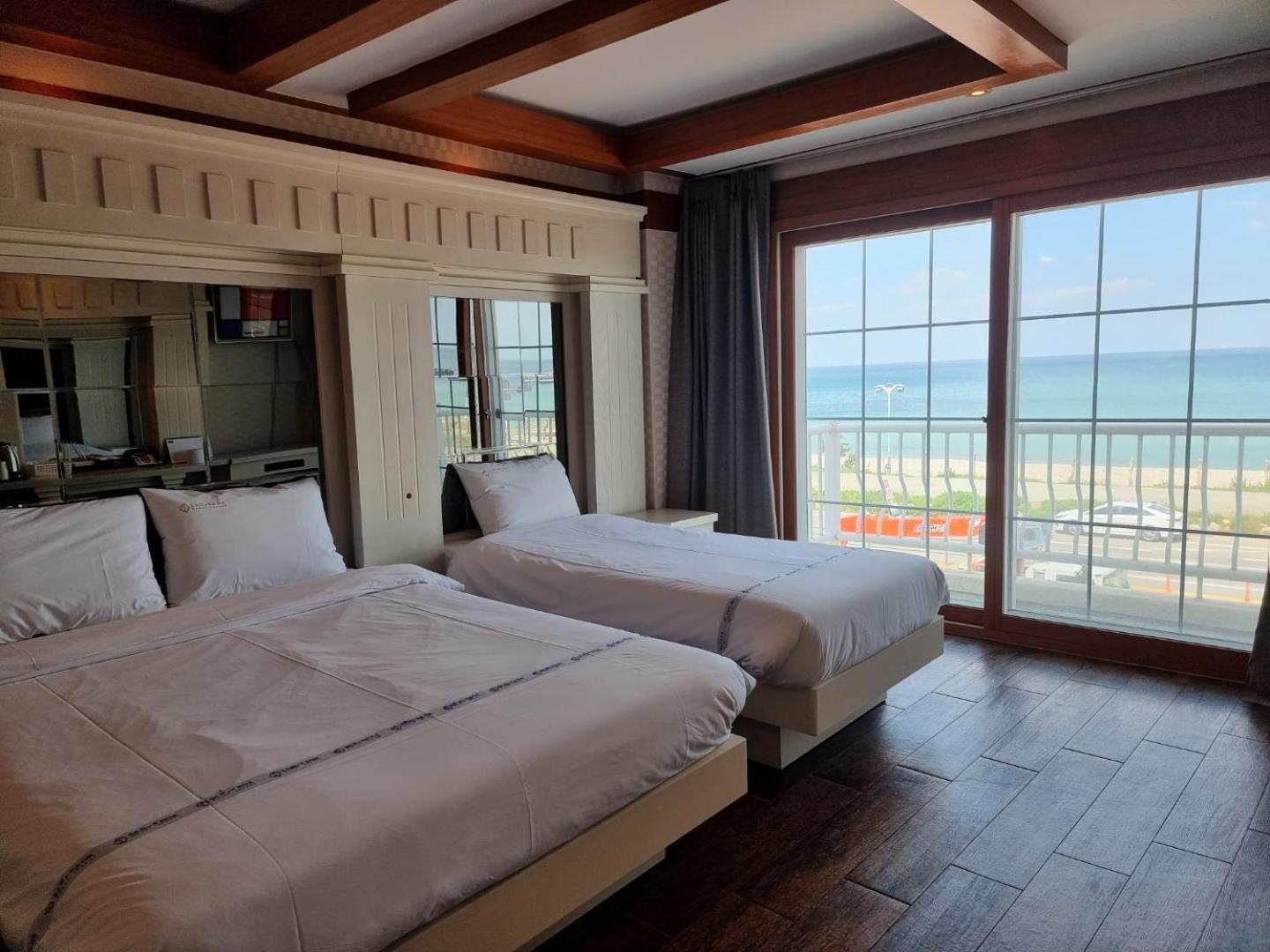 Twin Room photo 1