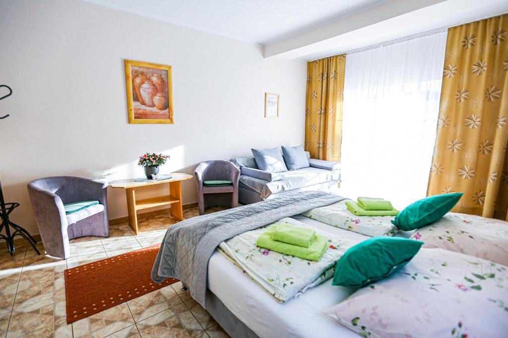 Quadruple Room photo 1