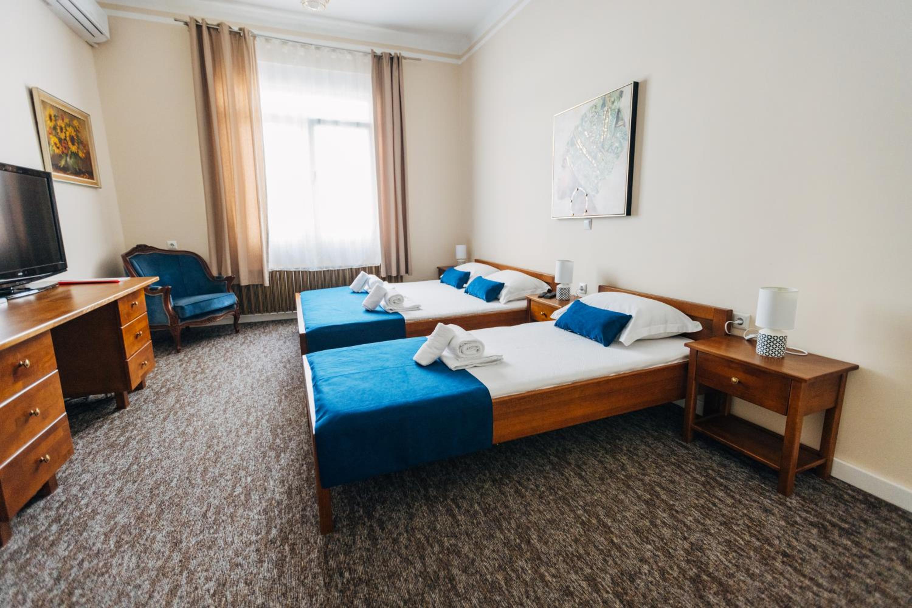 Comfort Triple Room - Photo 7