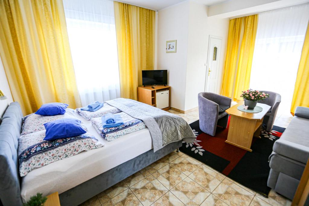 Quadruple Room photo 3