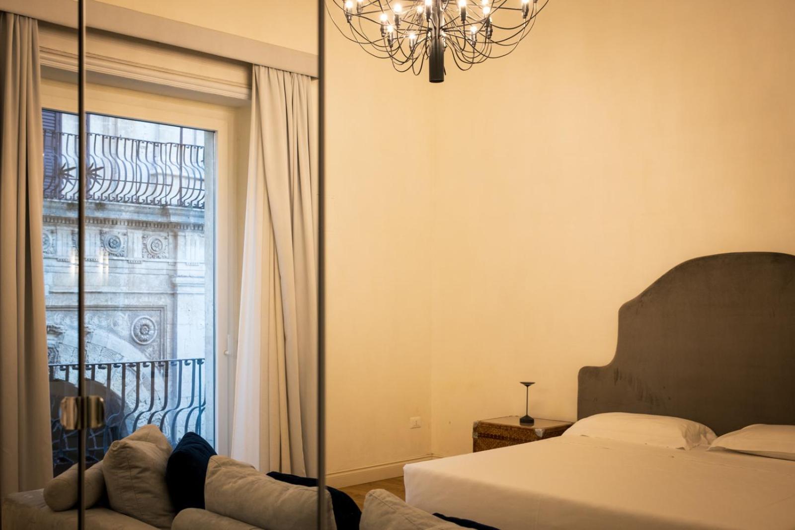 Suite with Balcony - Photo 1