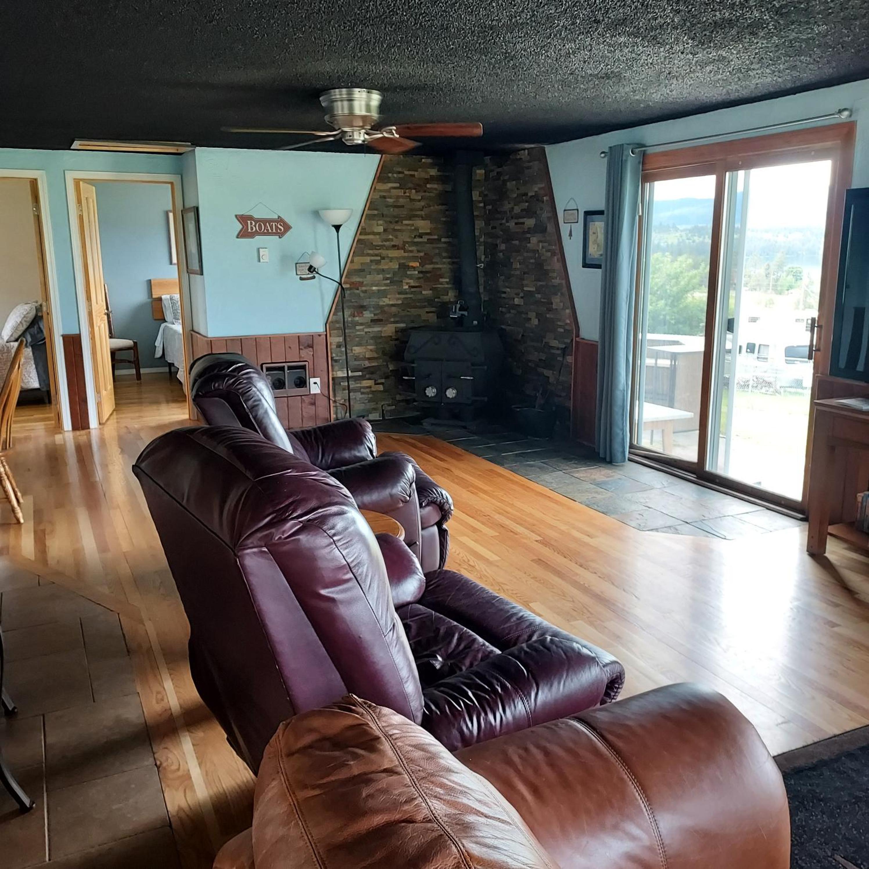 Two-Bedroom House photo 1