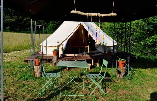 Tent photo 1