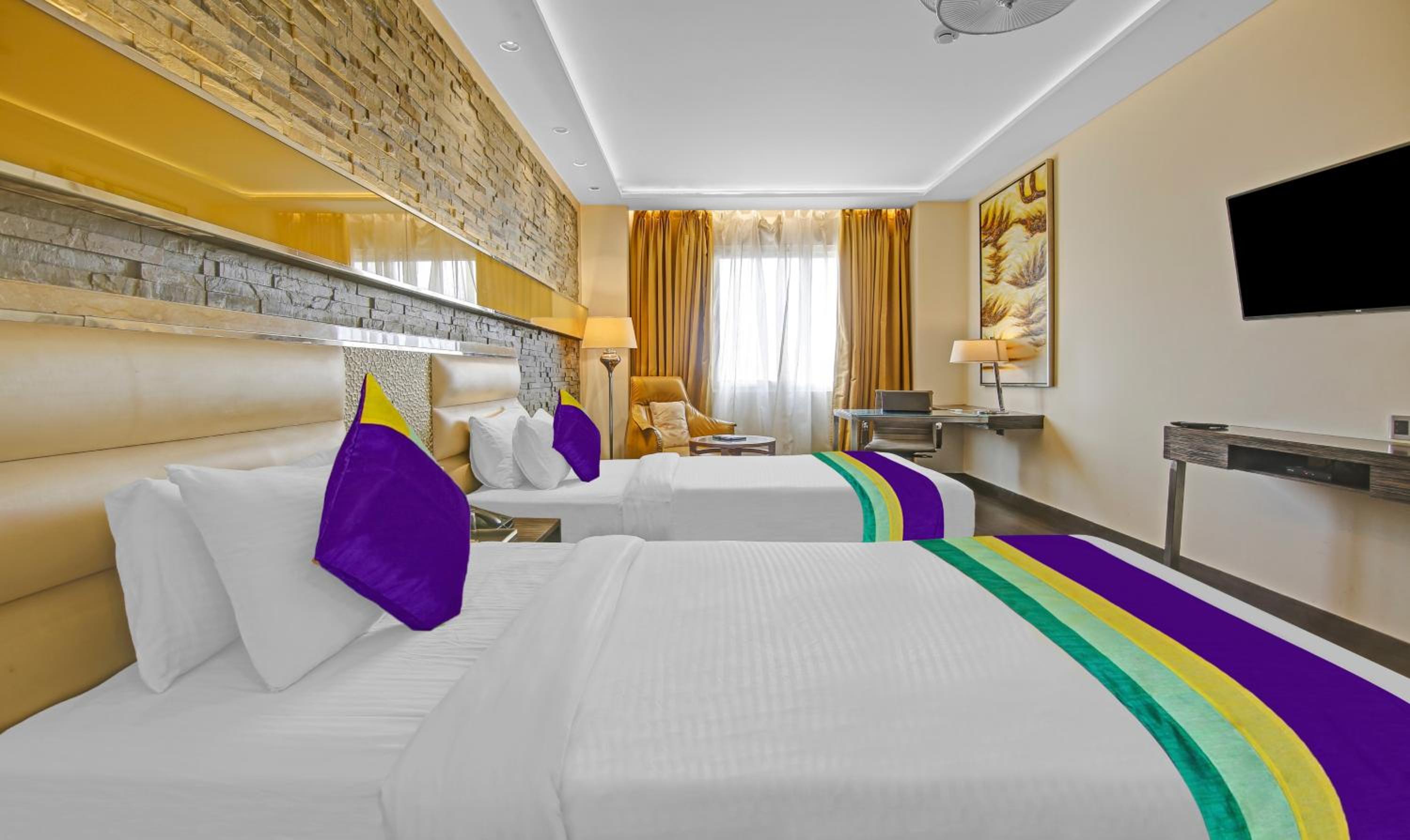 Deluxe Double Room photo 3
