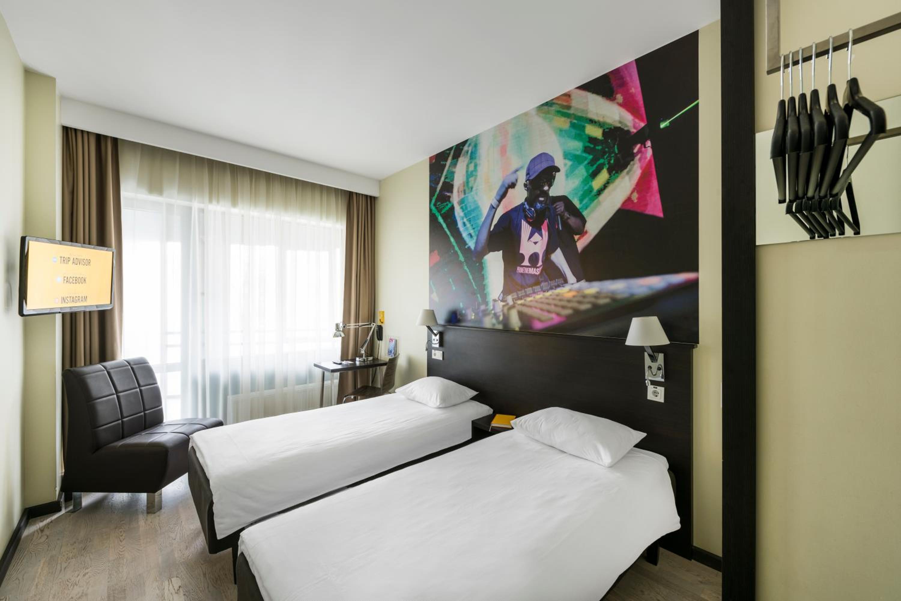 Superior Twin Room - Photo 5
