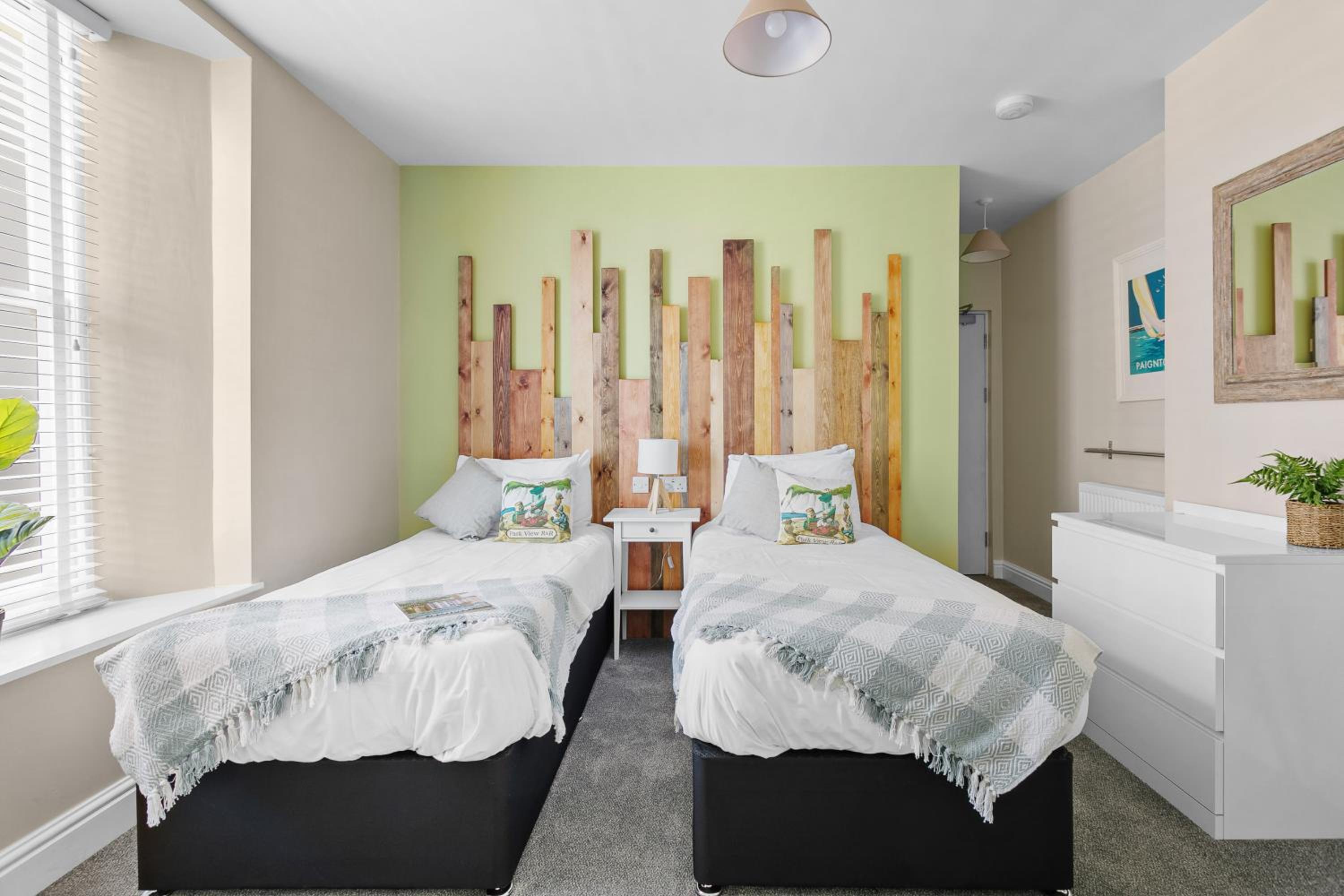 Deluxe Twin Room
