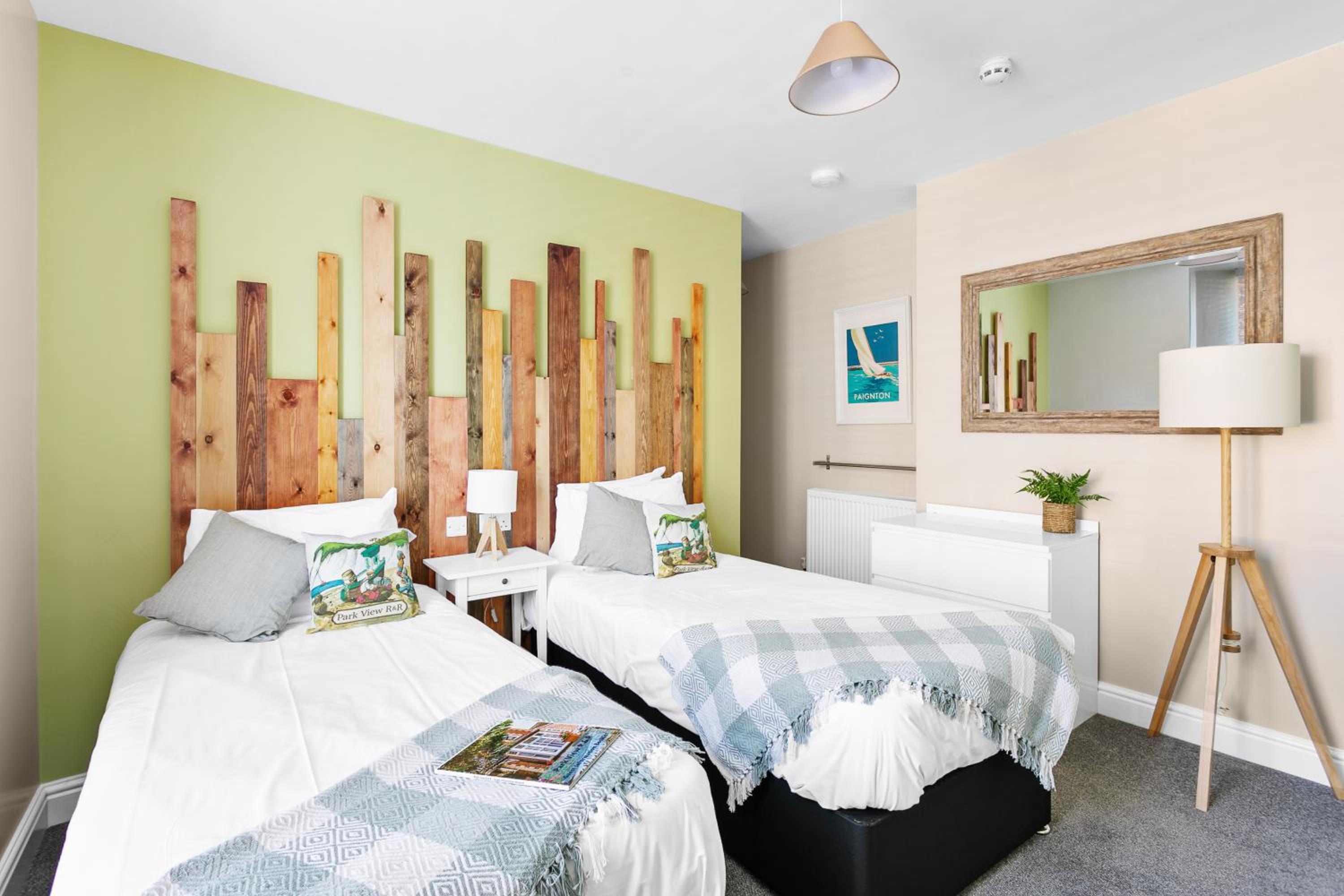 Deluxe Twin Room photo 3