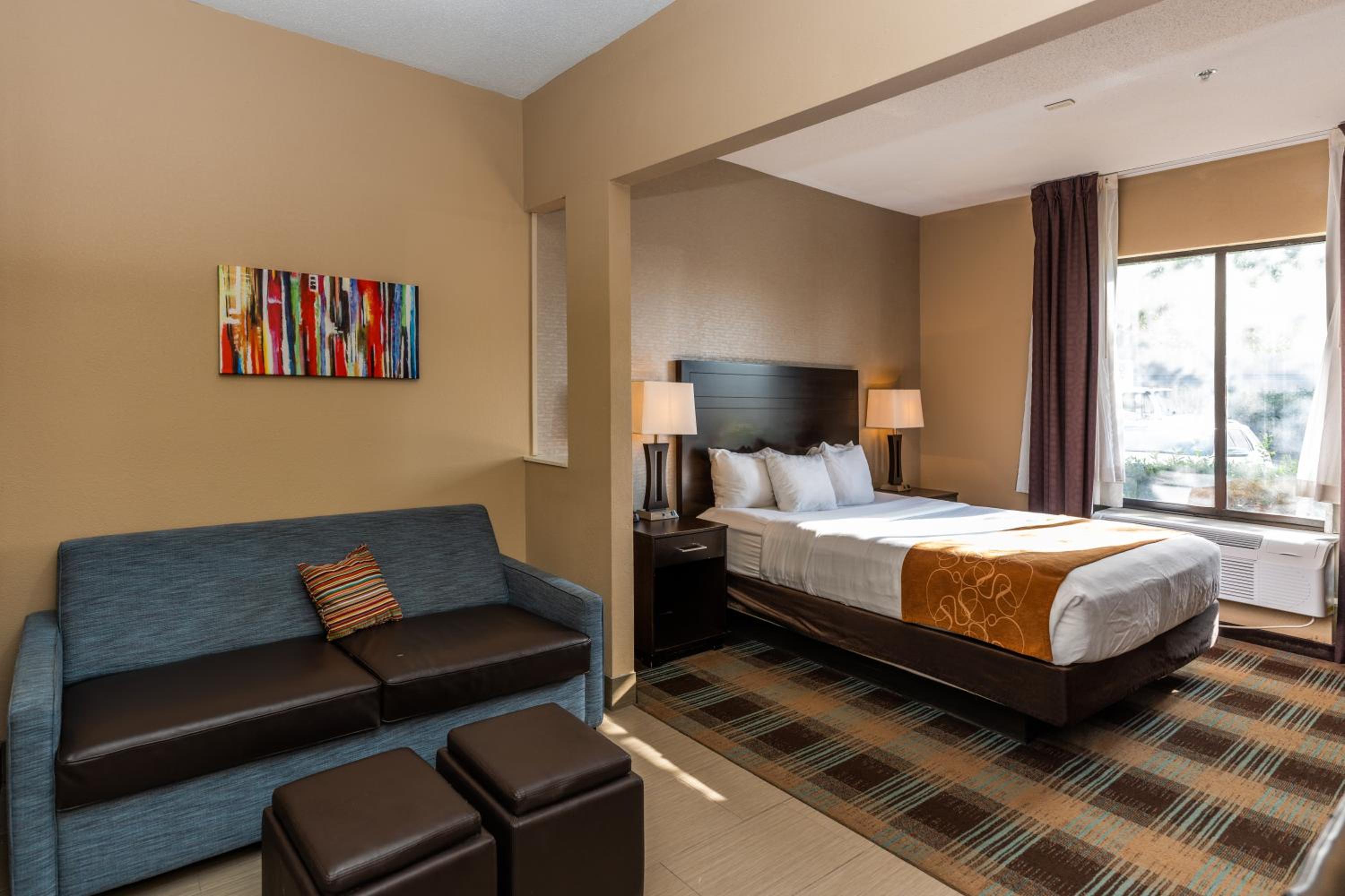 King Suite - Disability Access/Non-Smoking - Photo 18