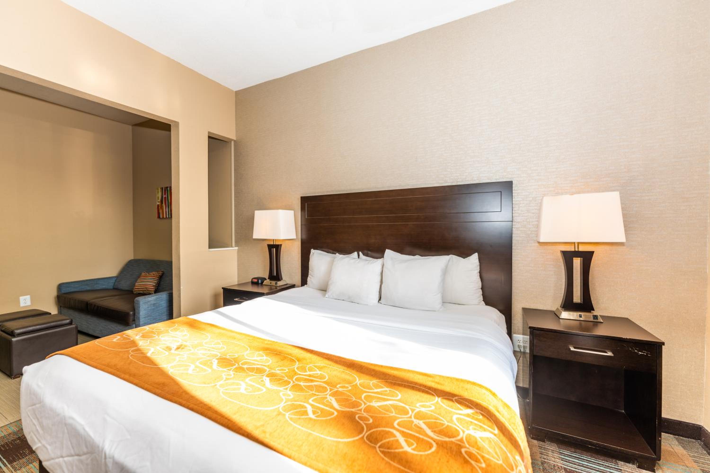 King Suite - Disability Access/Non-Smoking - Photo 14