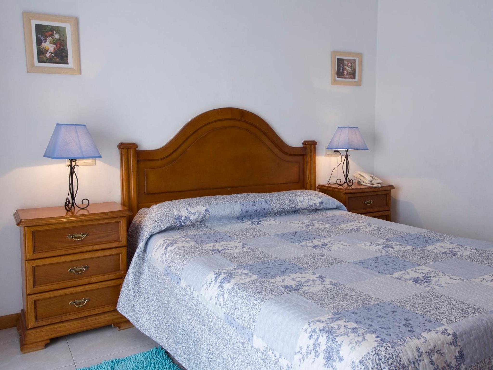 Double or Twin Room - Photo 4