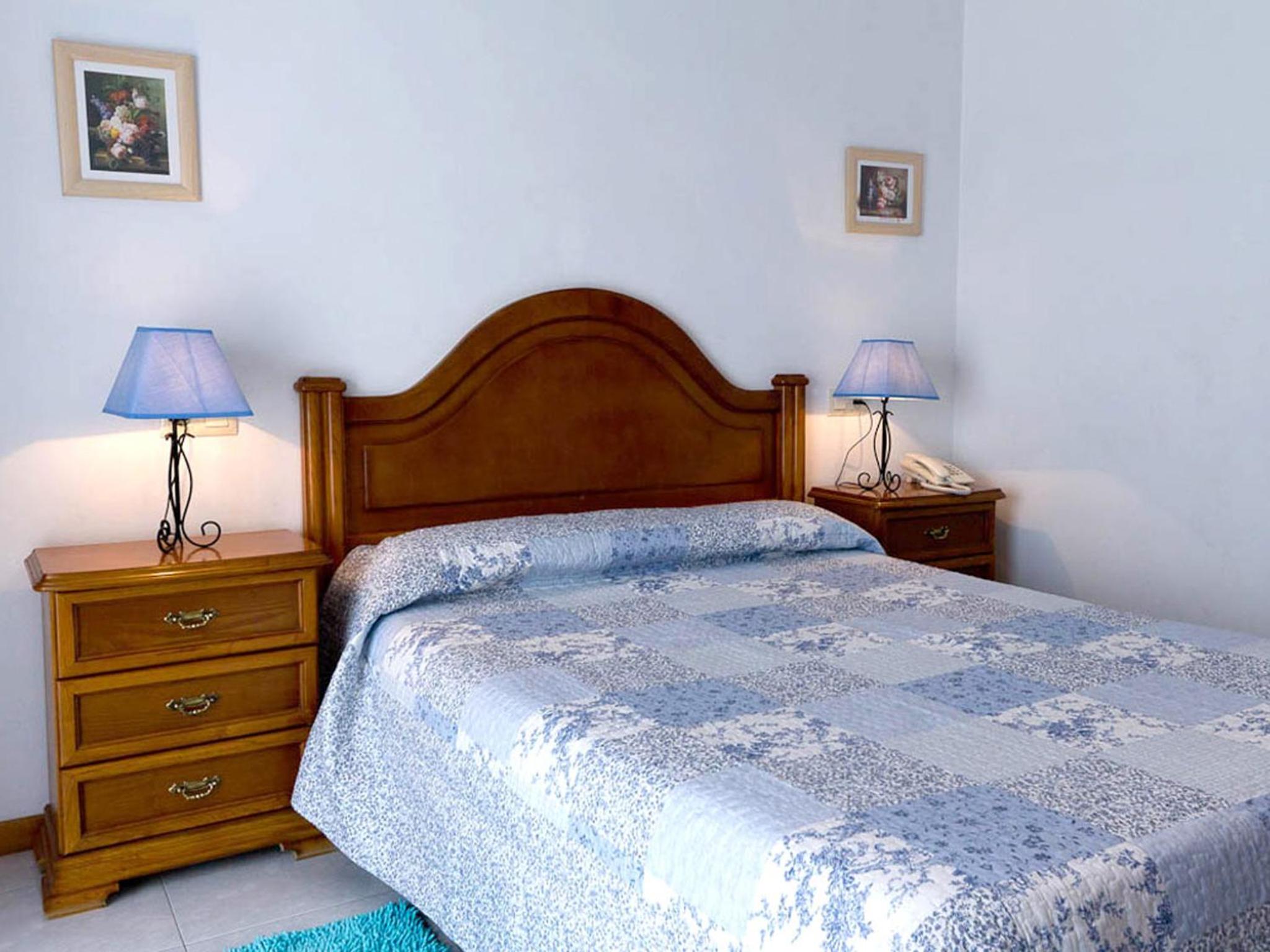 Double or Twin Room - Photo 5