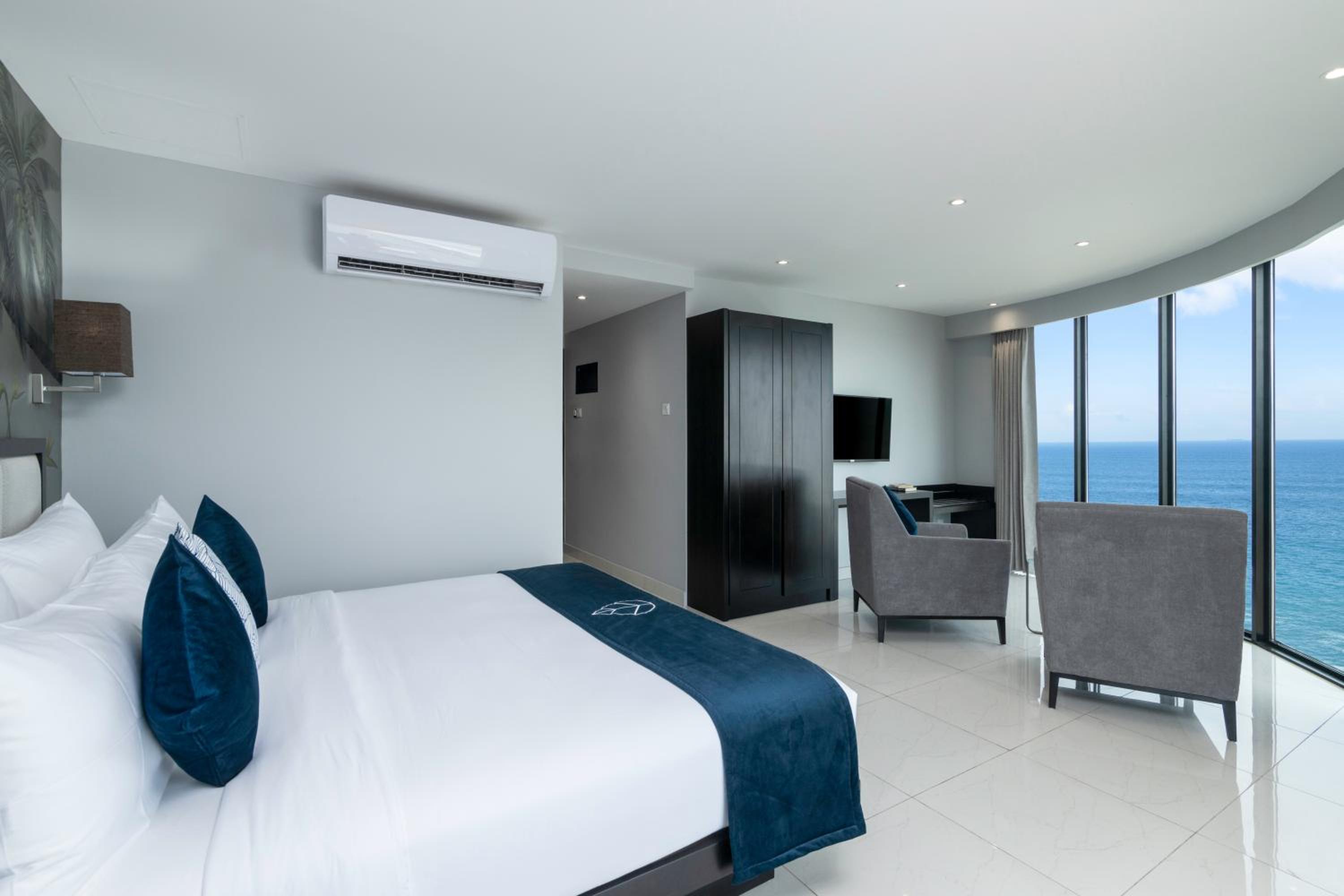 Signature Panorama Sea Front