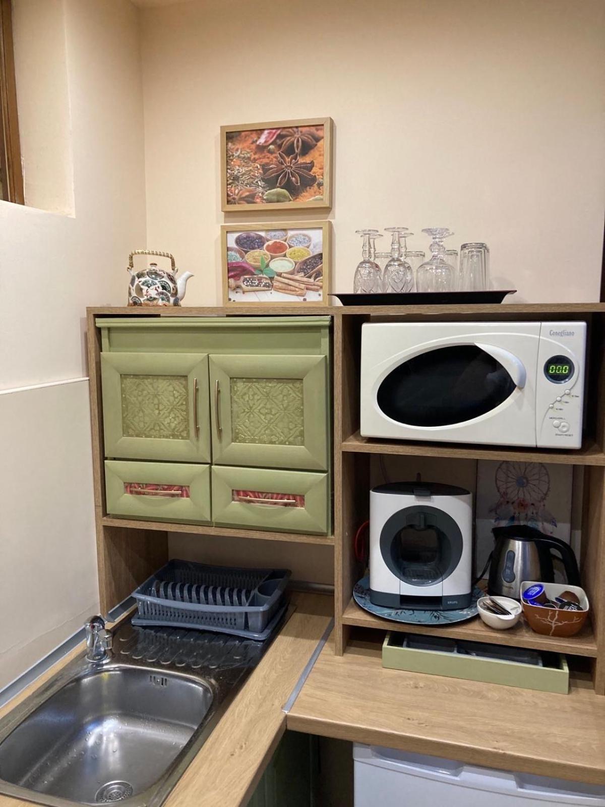 Two-Bedroom Apartment - Photo 17