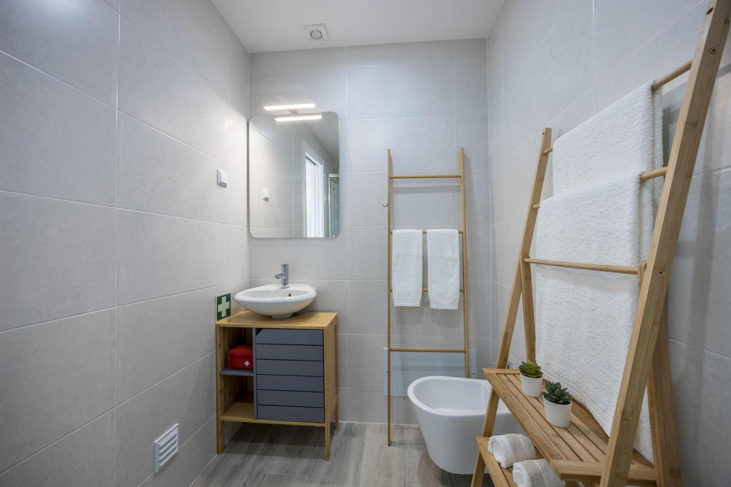 Superior One-Bedroom Apartment with Balcony - Photo 15