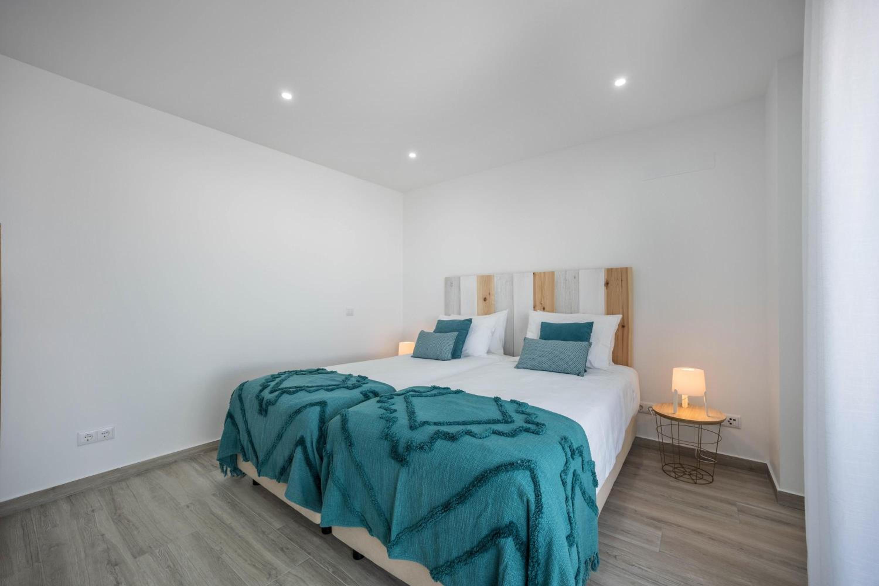 Superior One-Bedroom Apartment with Balcony - Photo 6