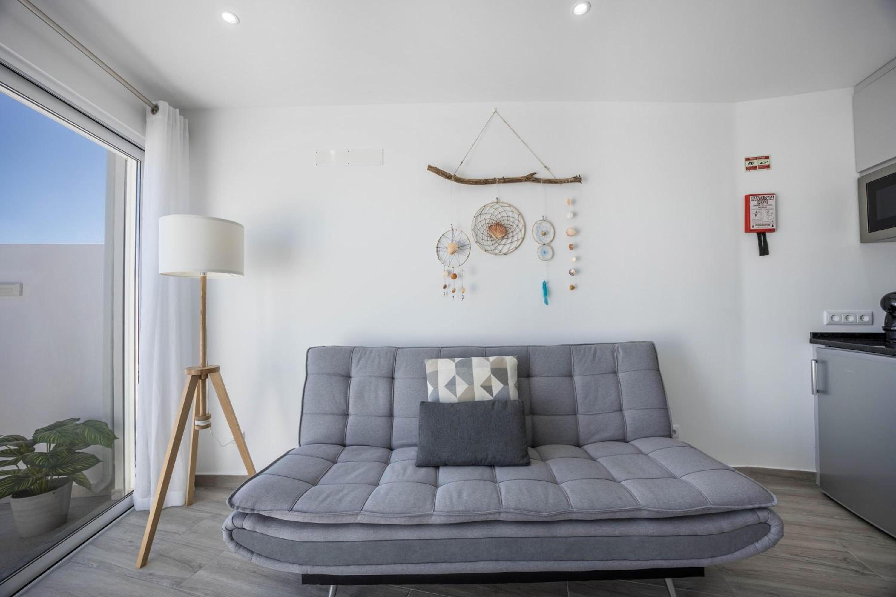 Superior One-Bedroom Apartment with Balcony - Photo 10