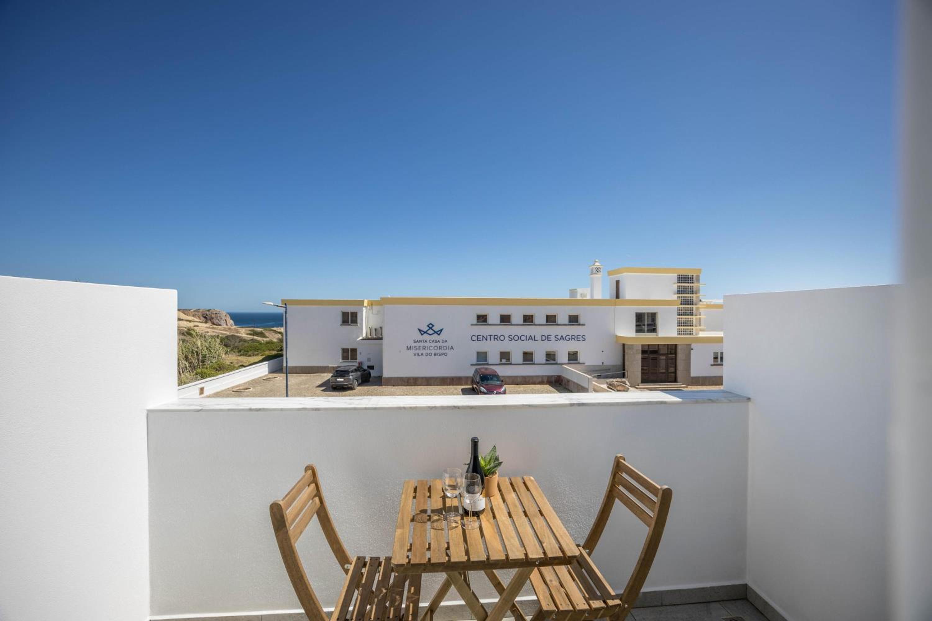 Superior One-Bedroom Apartment with Balcony - Photo 12