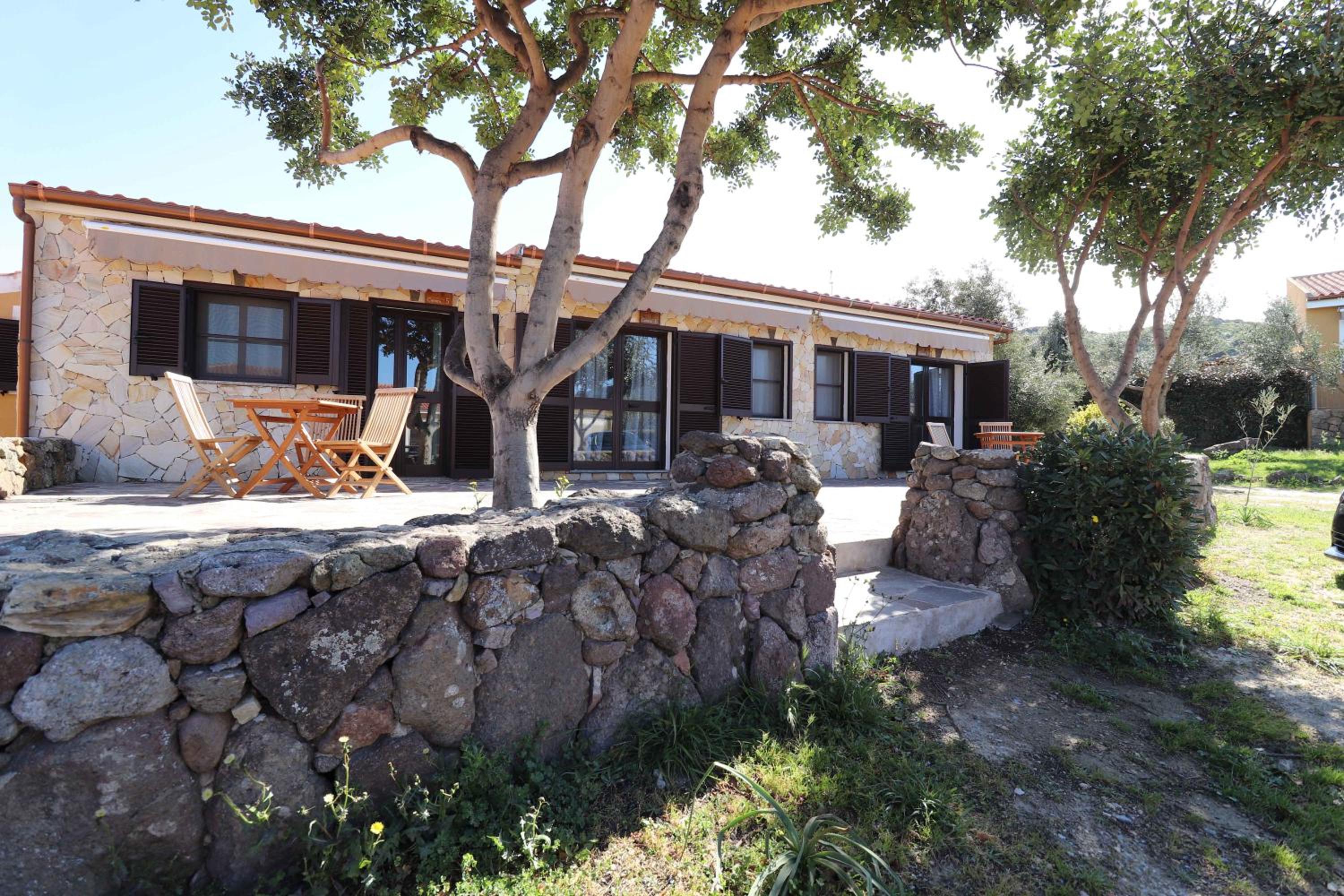 Deluxe Double or Twin Room with Garden View - Photo 1