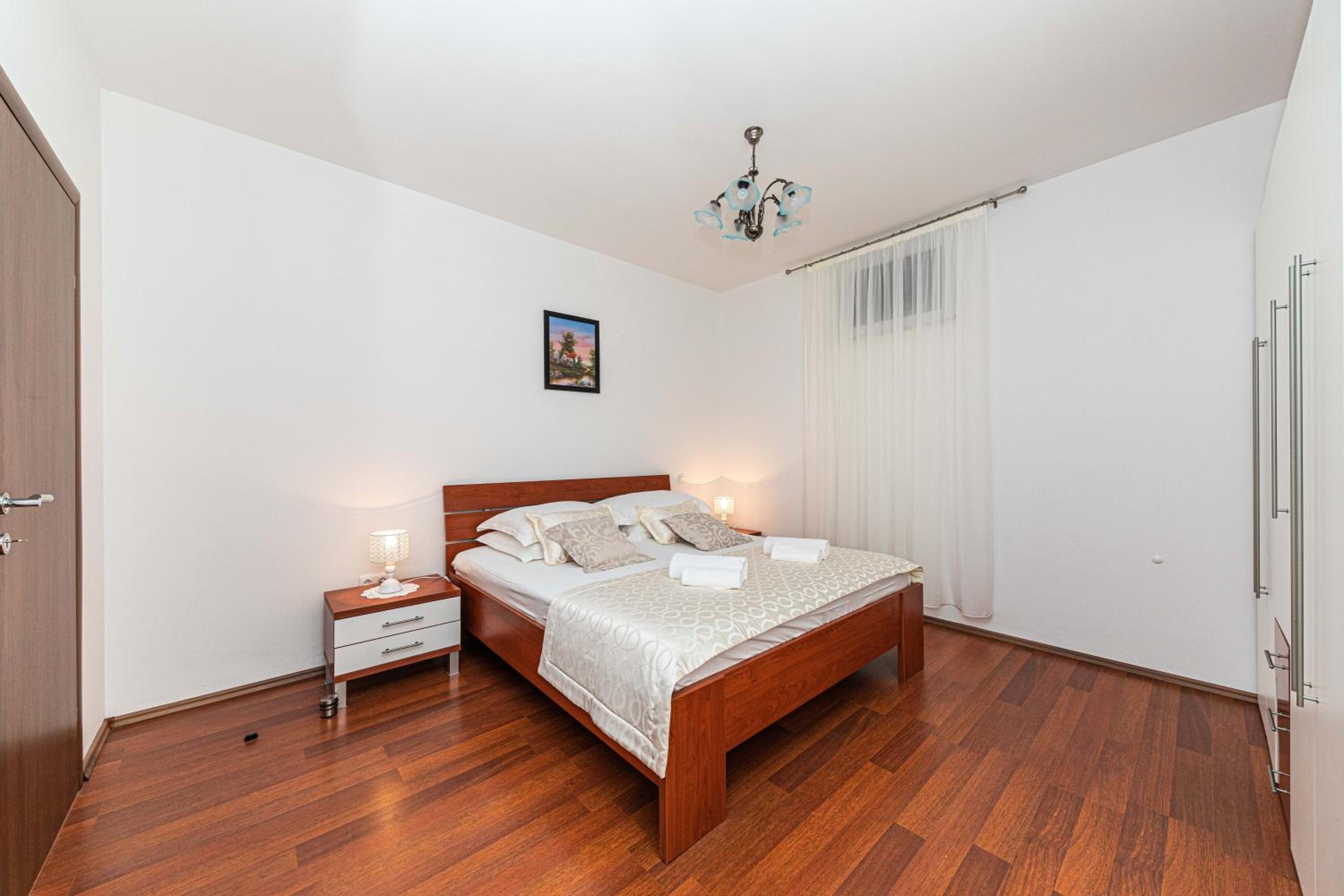 One-Bedroom Apartment with Sea View
