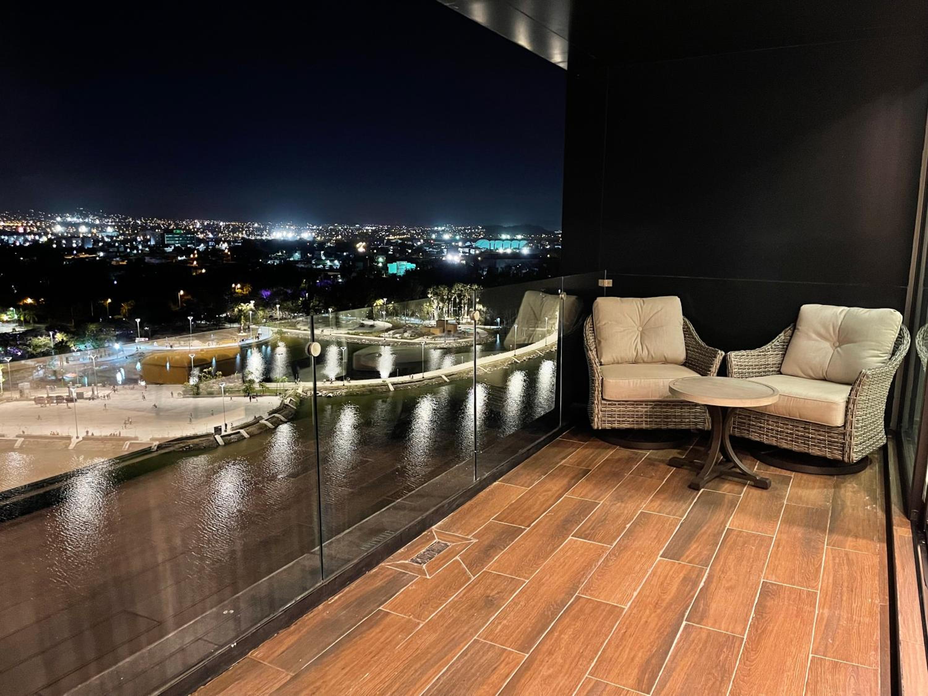 Two-Bedroom Apartment - Photo 6
