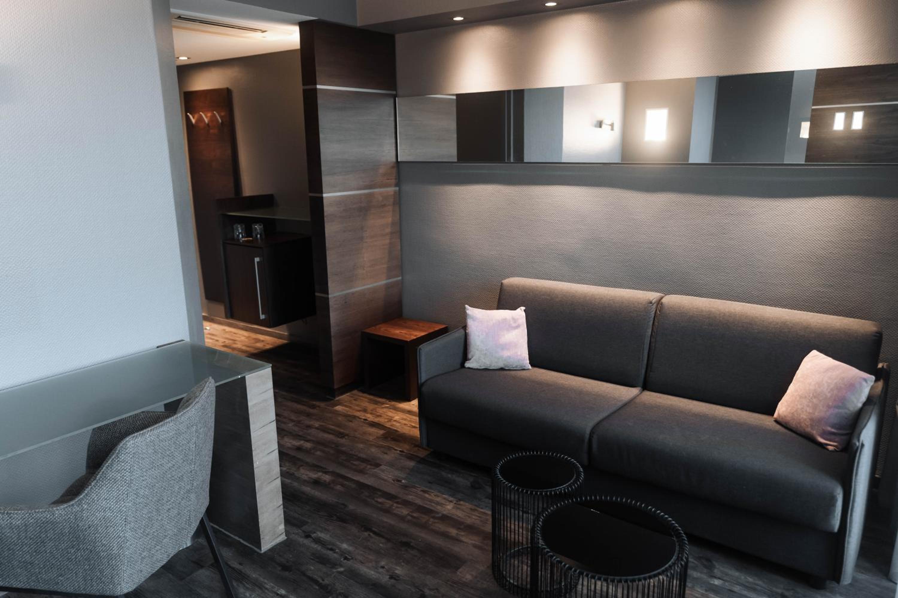 Junior Suite - Photo 1