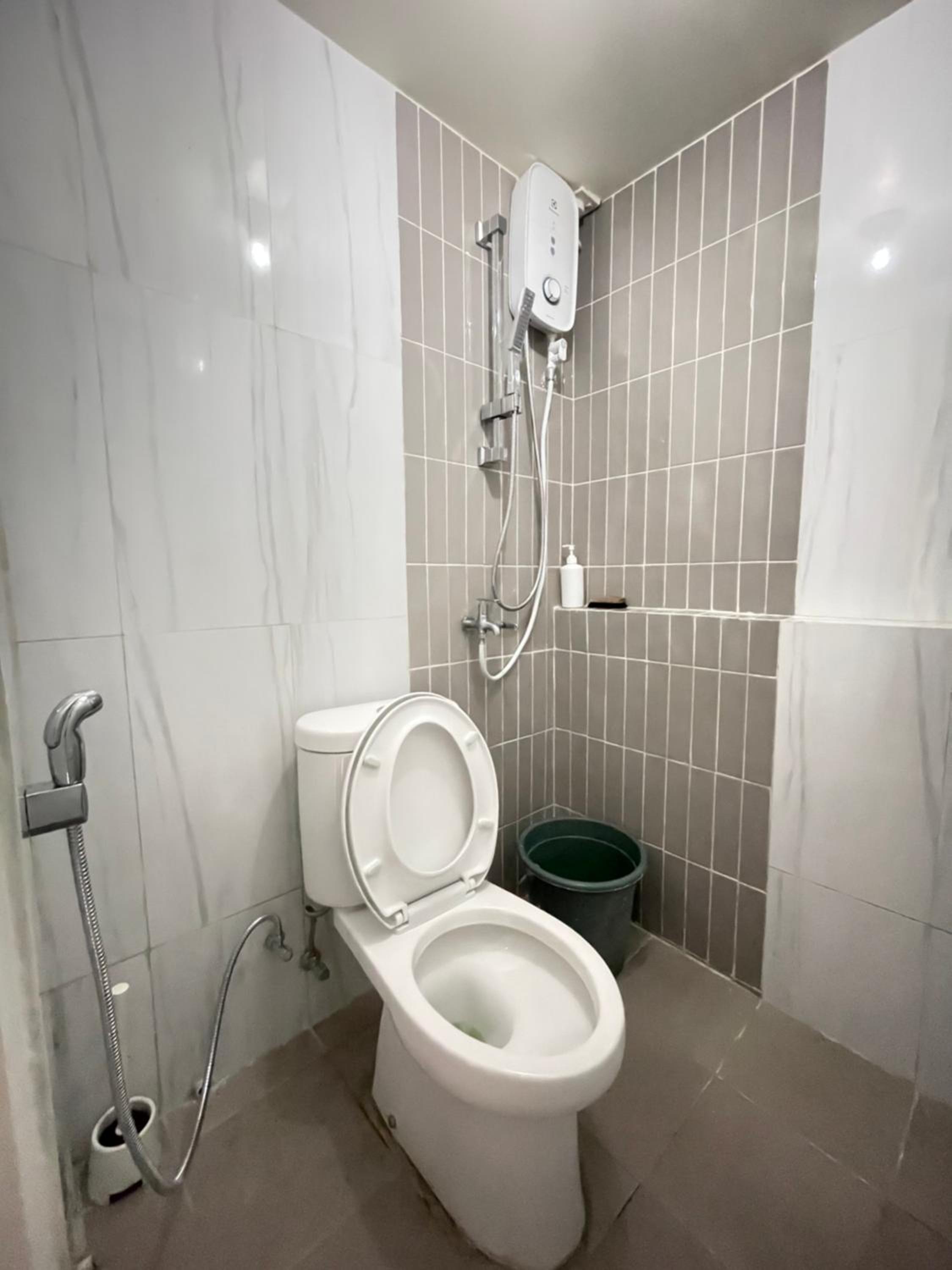 Two-Bedroom Apartment - Photo 37