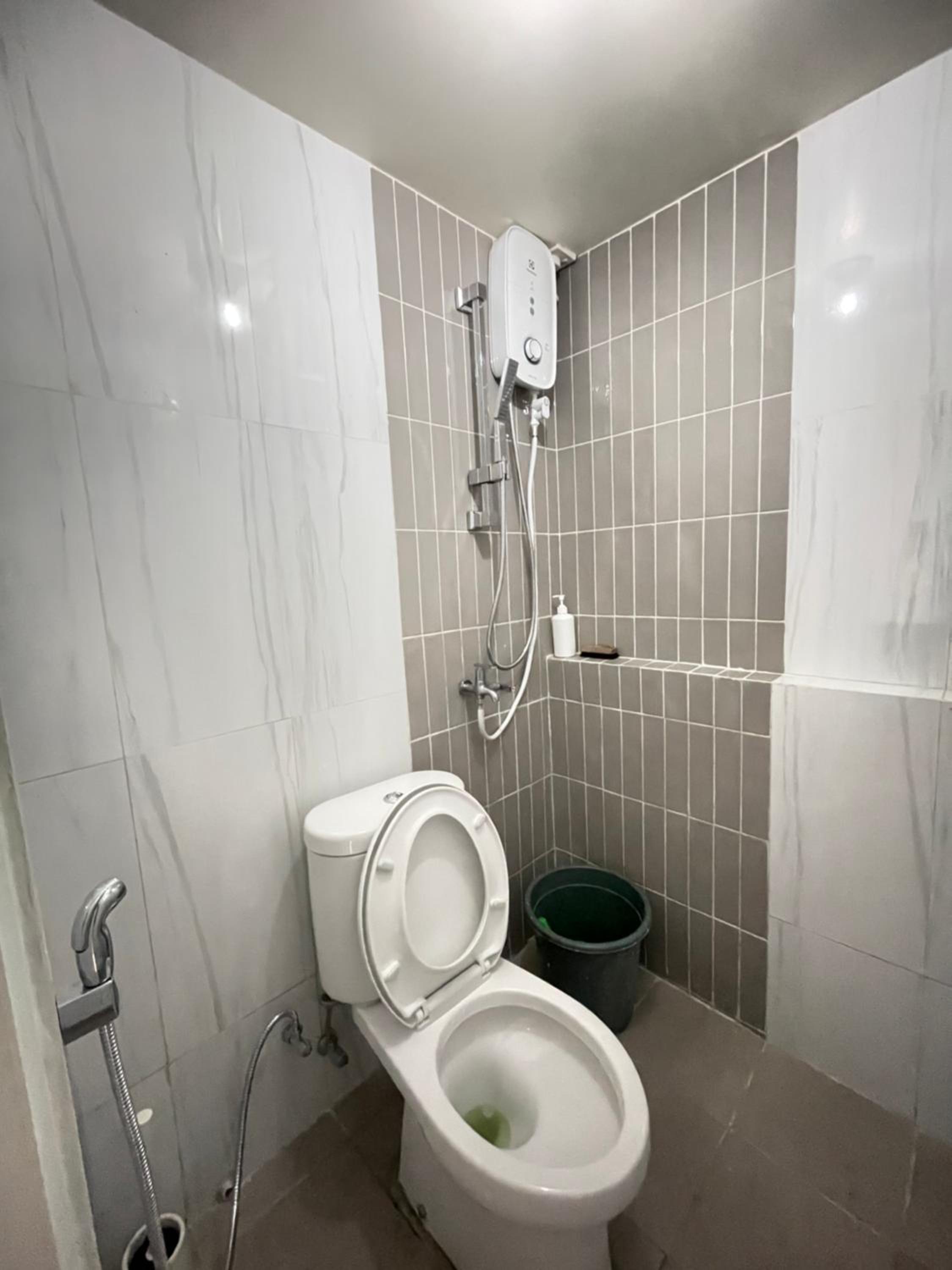 Two-Bedroom Apartment - Photo 19