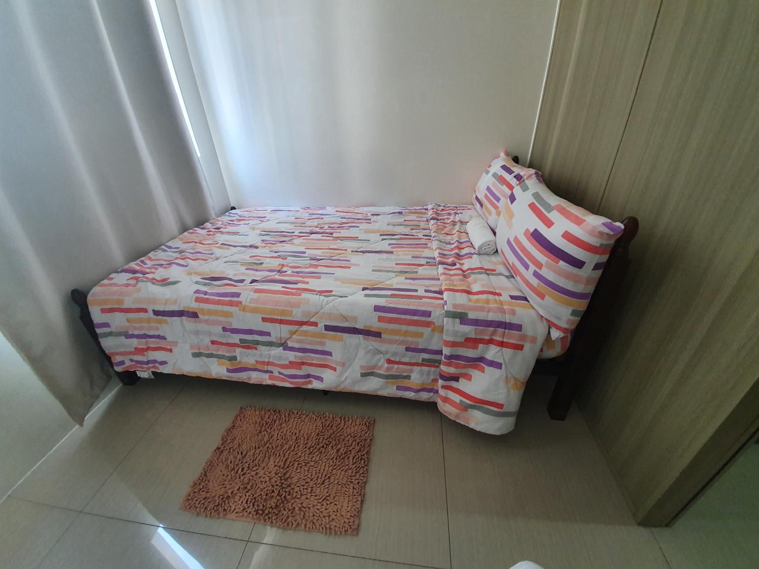 One-Bedroom Apartment - Photo 15
