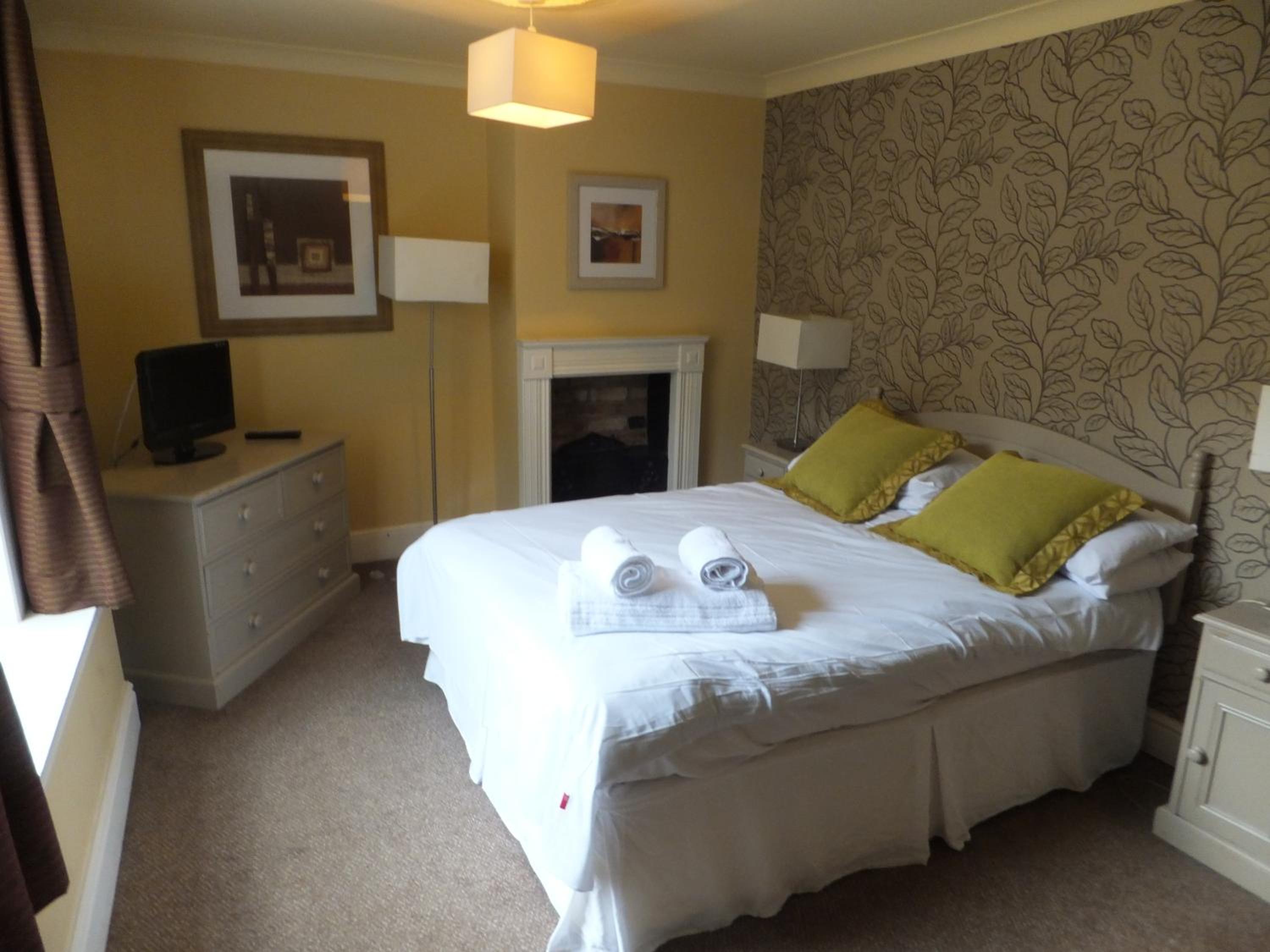 Double Room - Photo 5