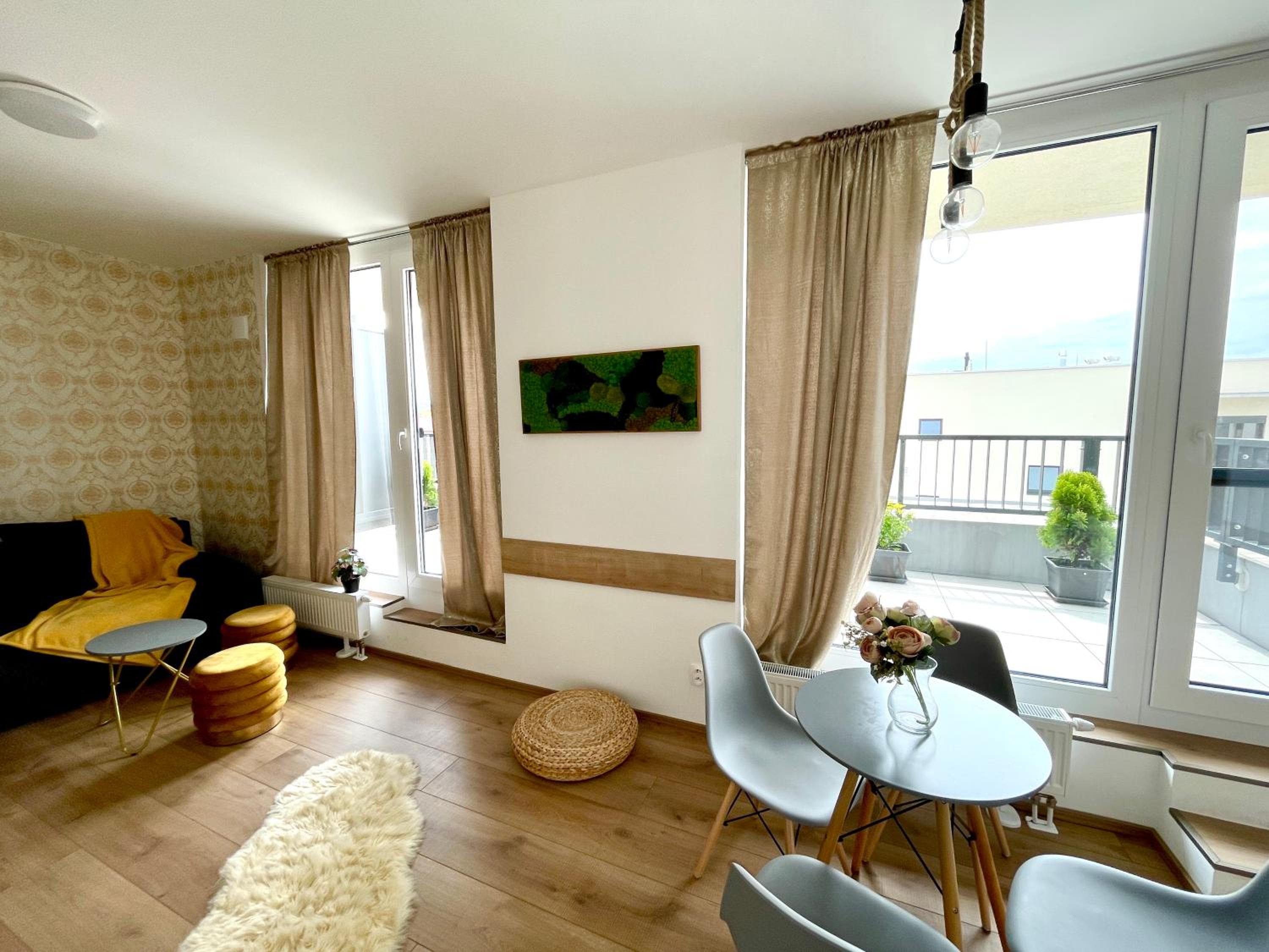 One-Bedroom Apartment - Photo 21