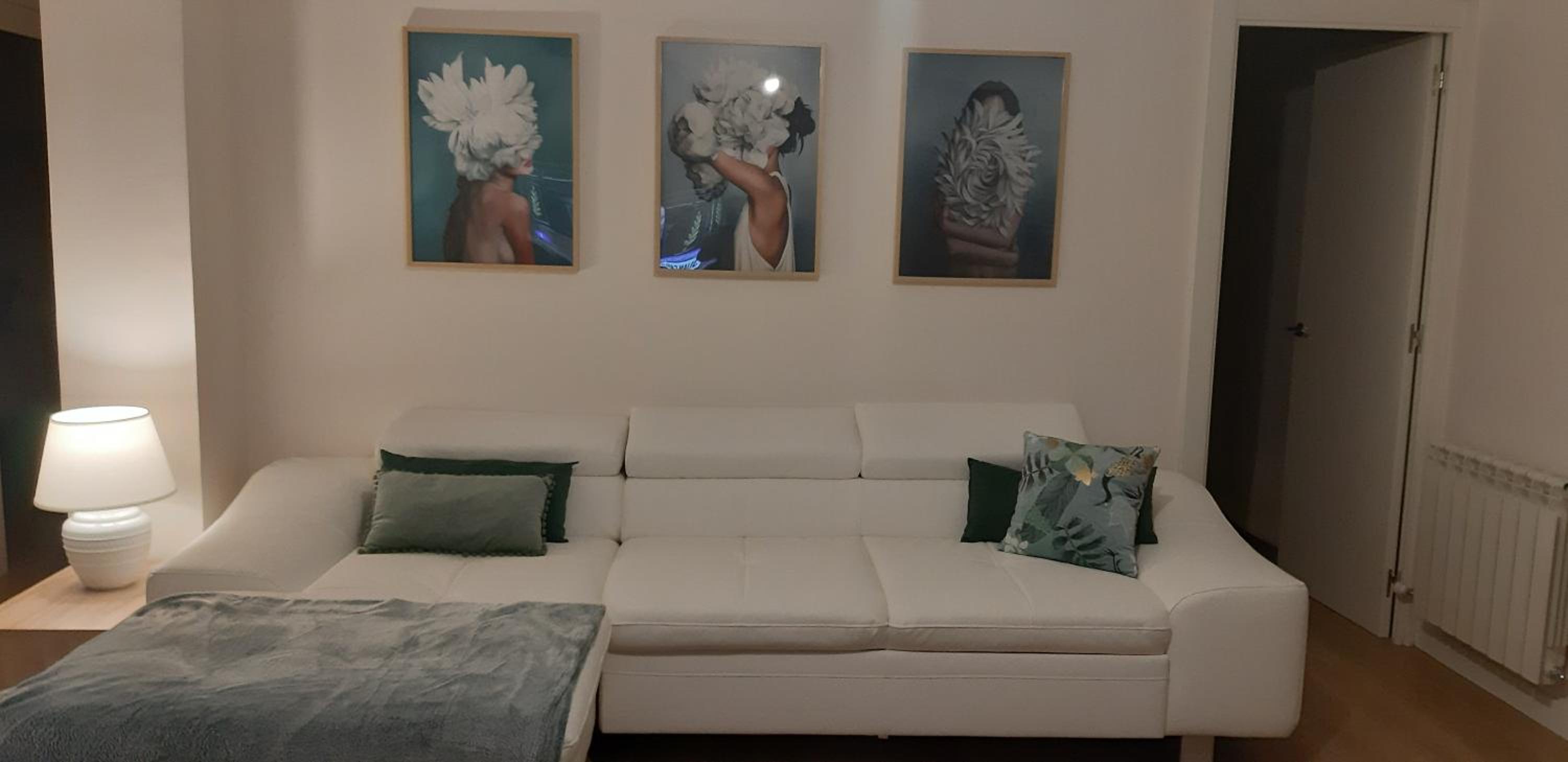 Three-Bedroom Apartment - Photo 28