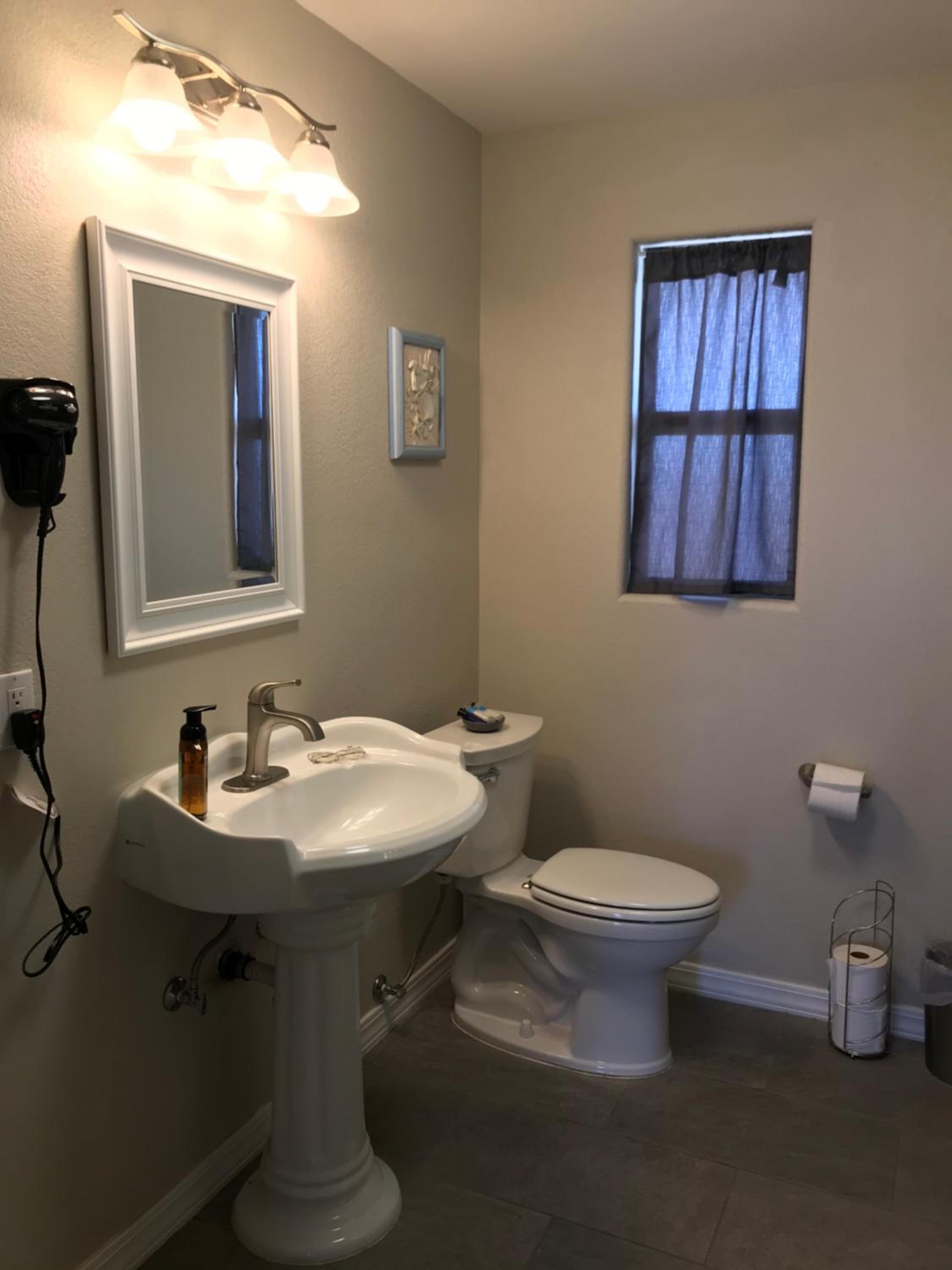 Deluxe Suite - Photo 3