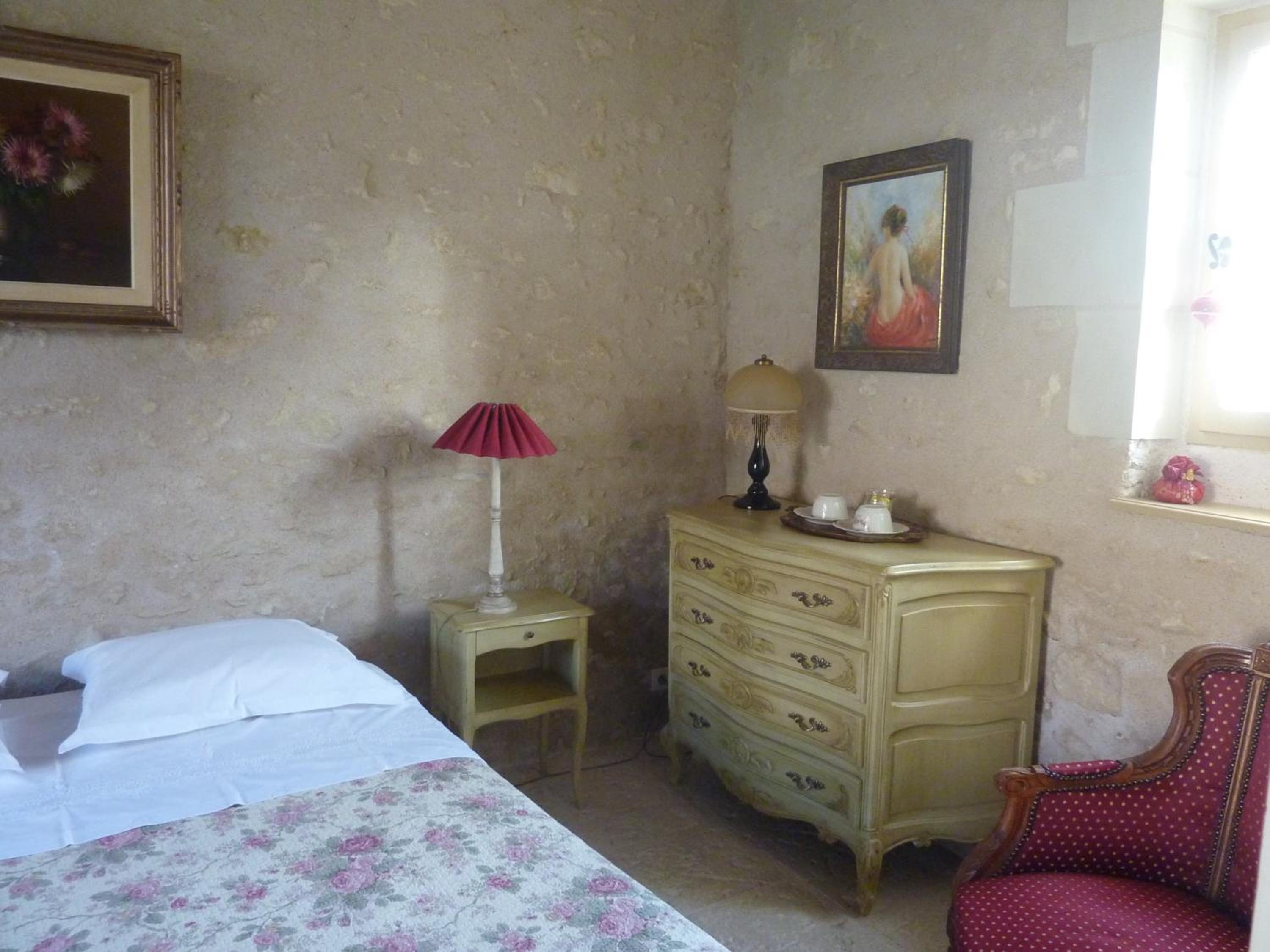 Double Room with Garden View - Photo 3