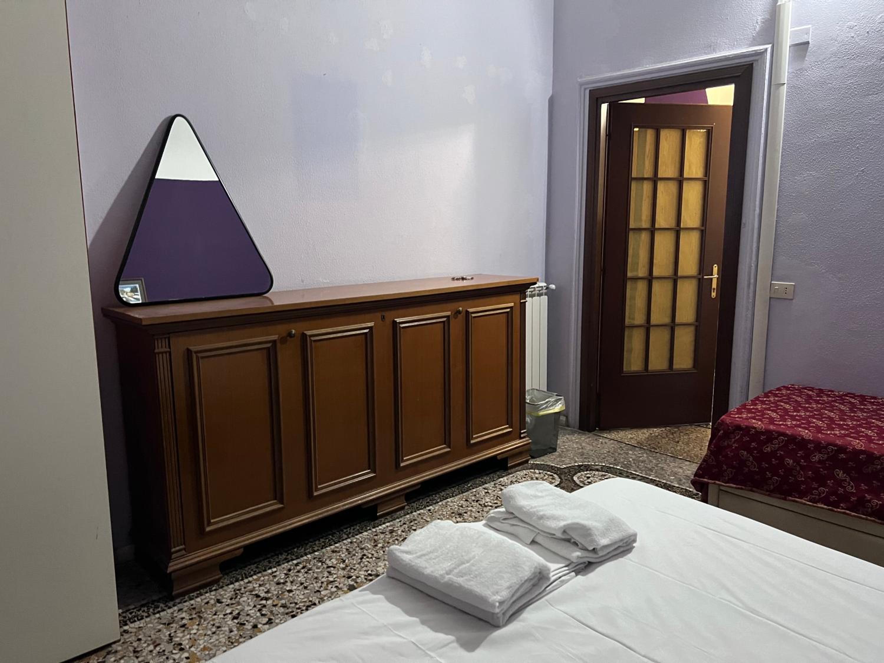 Budget Triple Room photo 1