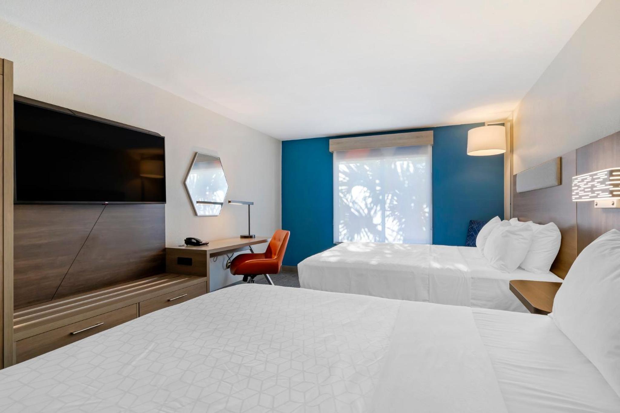 Other Room with two Beds - Non-Smoking - Photo 4
