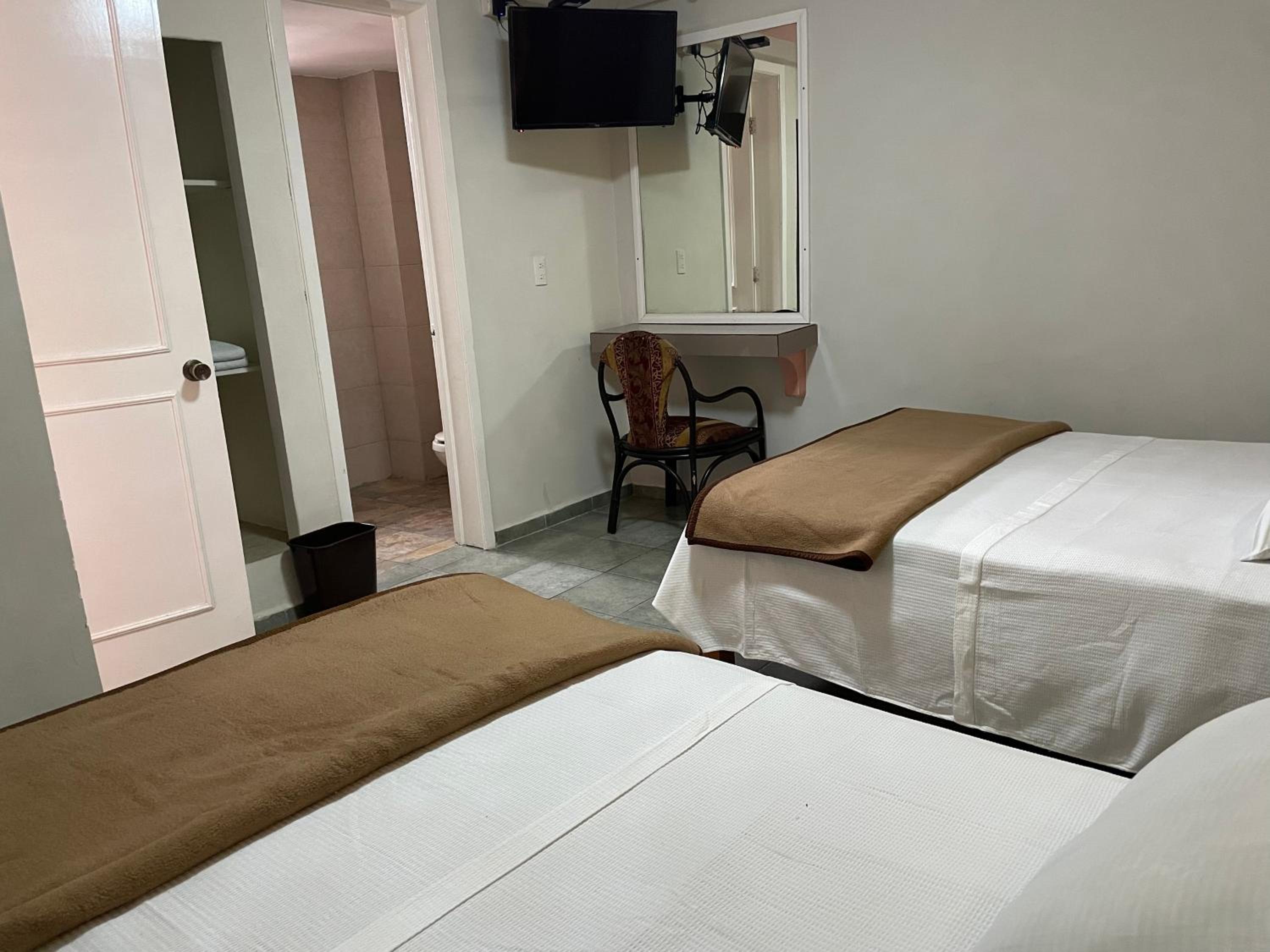 Twin Room photo 2