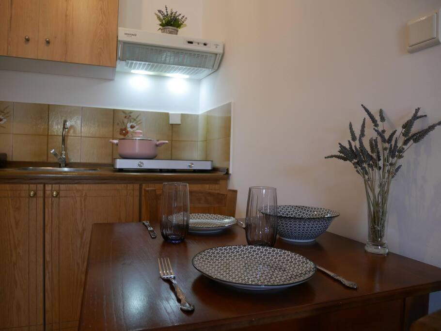One-Bedroom Apartment - Photo 16