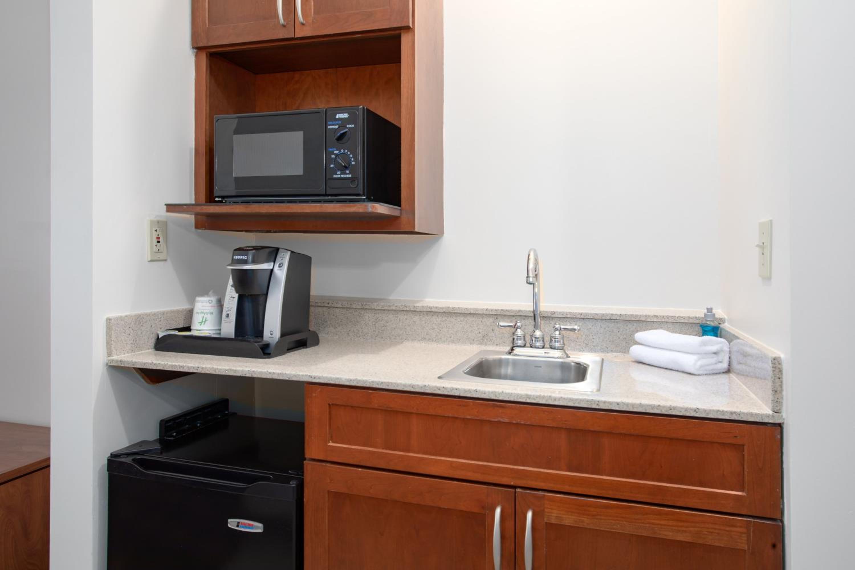 Standard Room - Photo 2