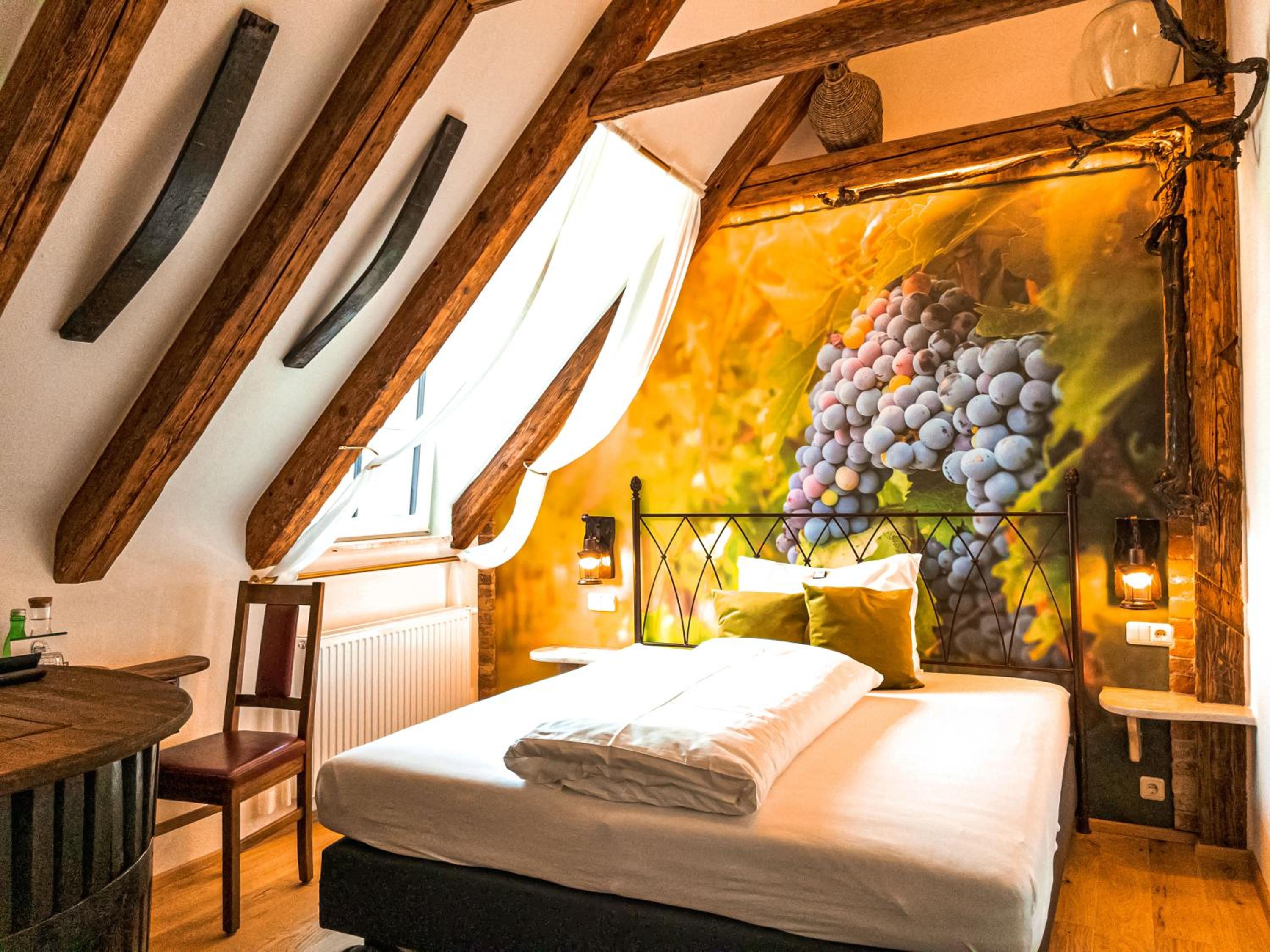 Deluxe Room - Photo 2