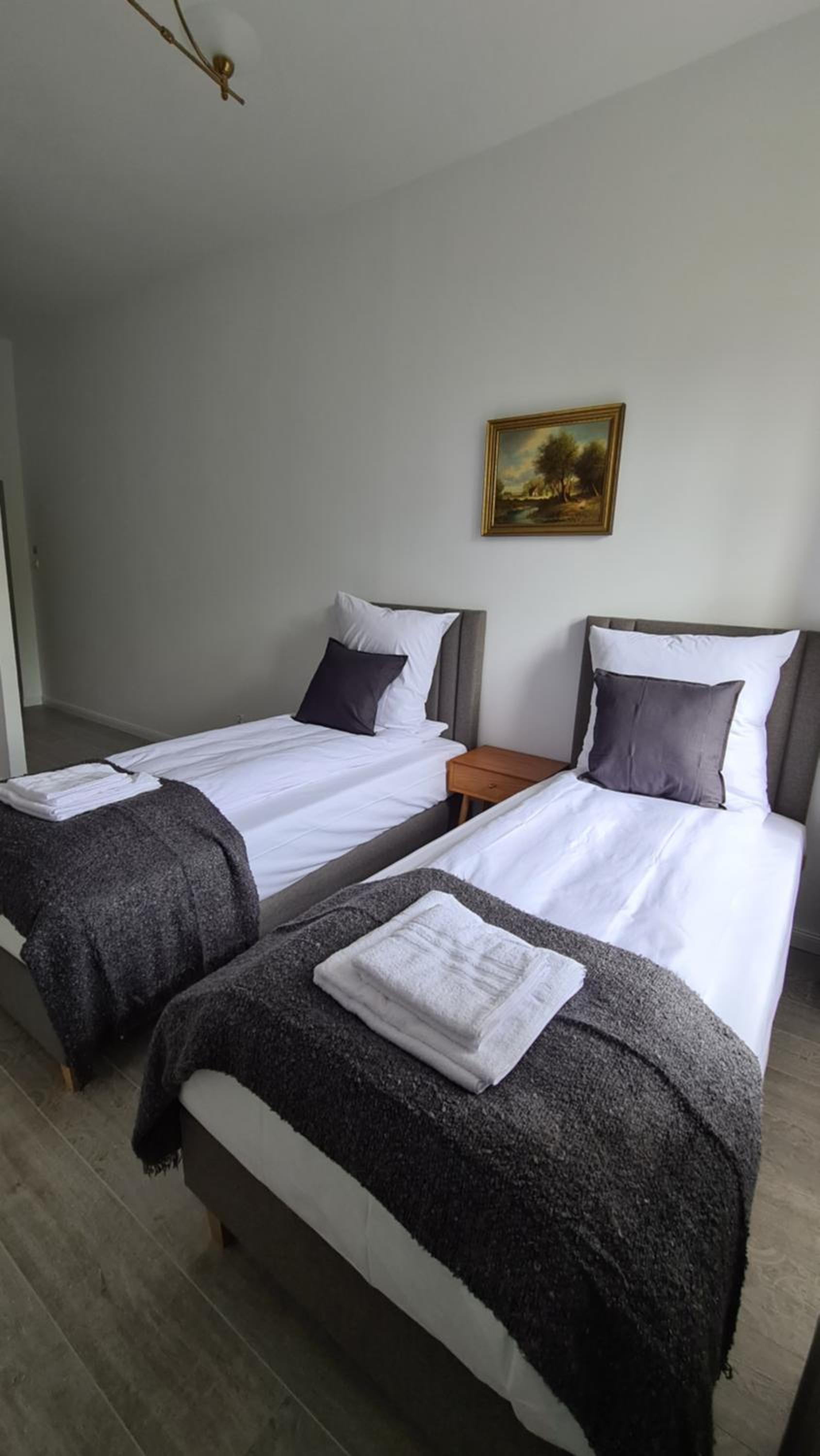 Twin Room with Extra Bed photo 2