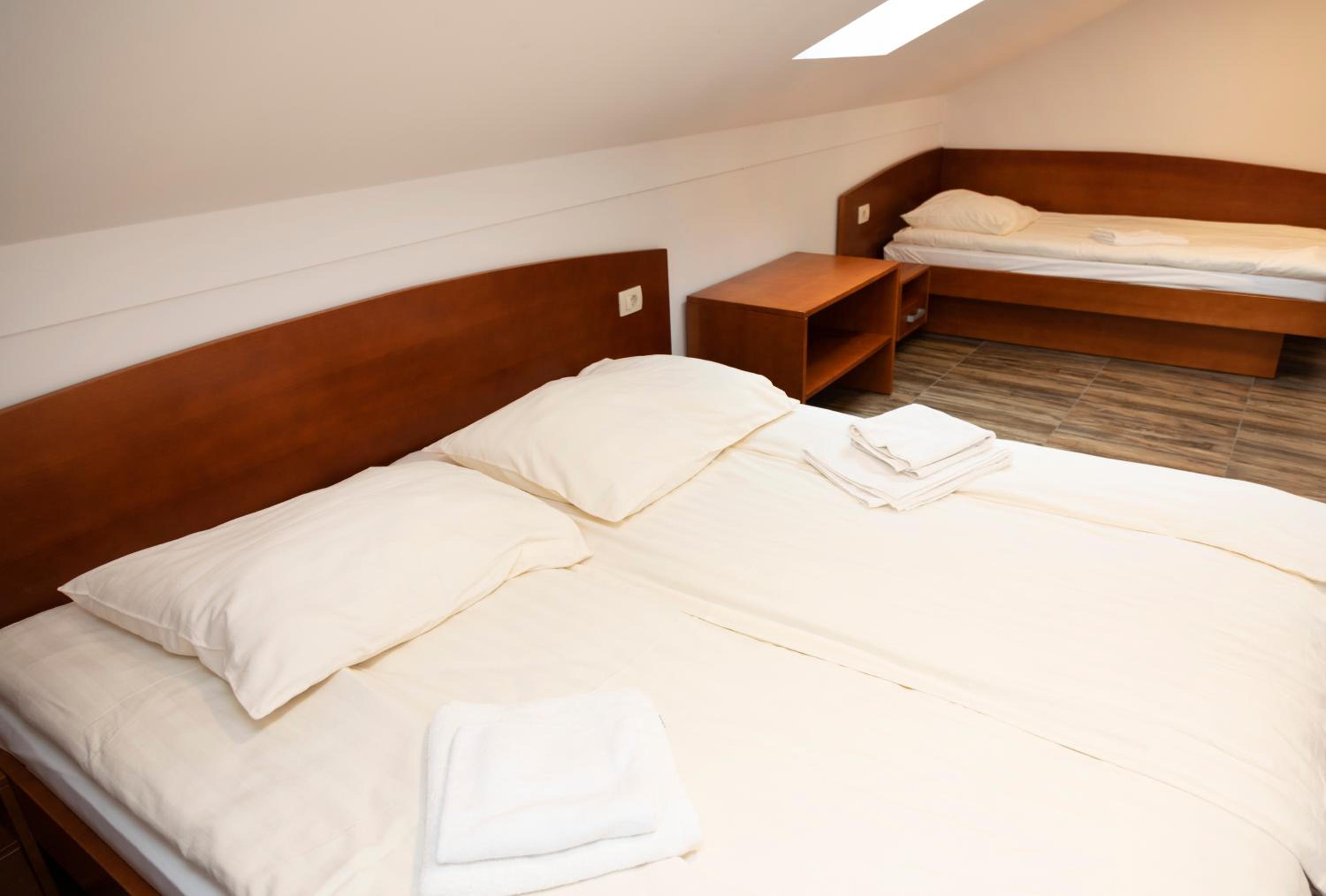 Standard Double Room photo 3