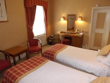 Classic Twin Room - Photo 5