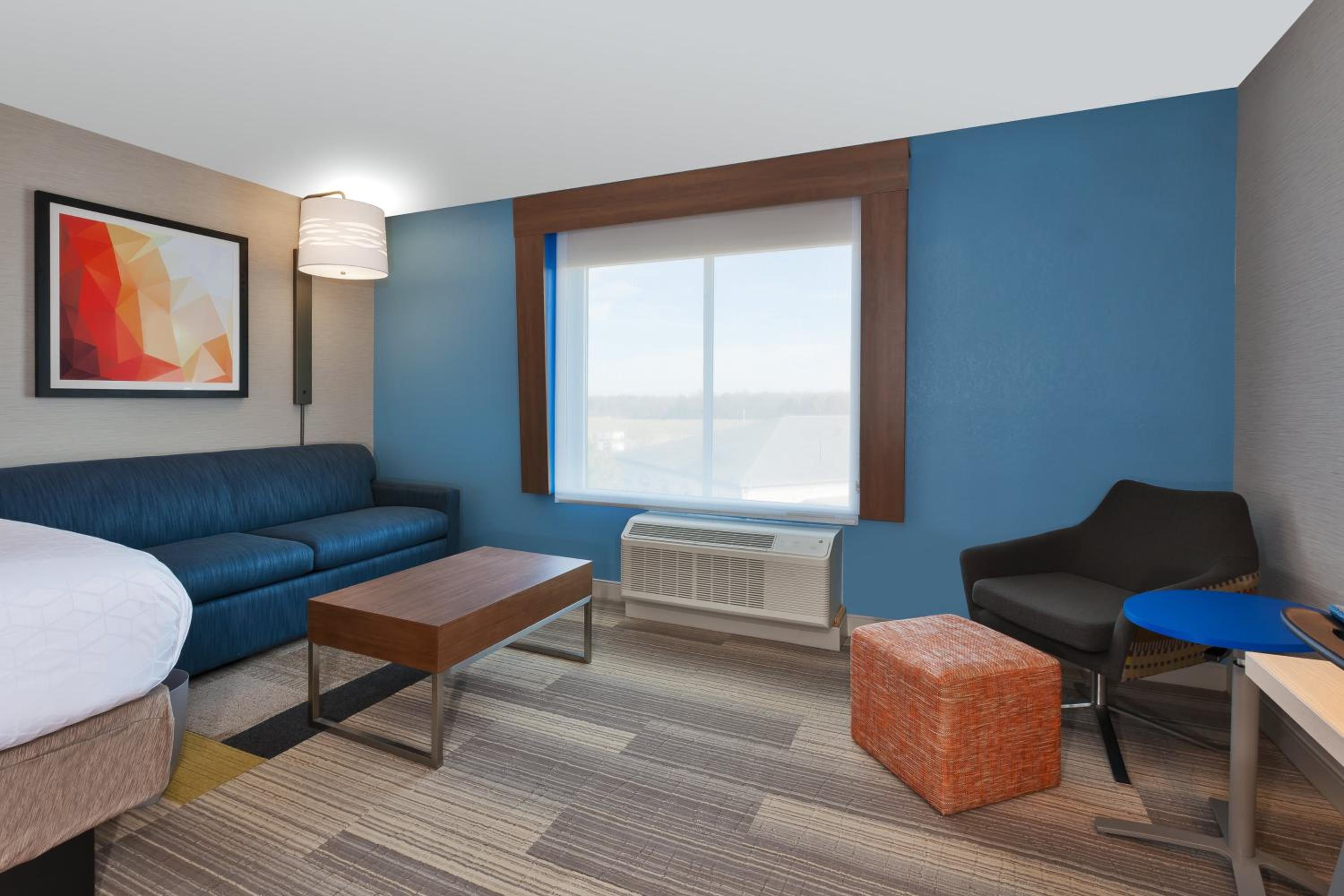 Suite with Two Beds - Non-Smoking - Photo 1