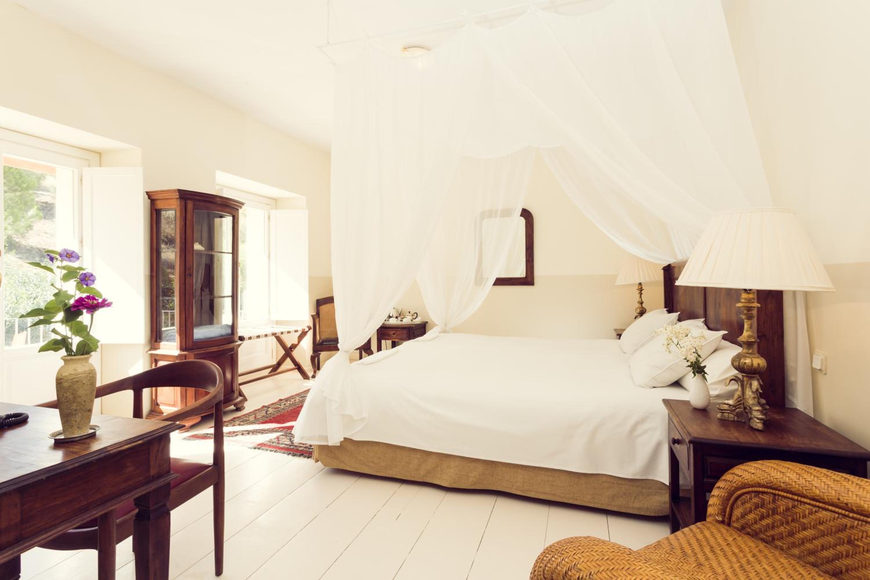 Double Room - Photo 8